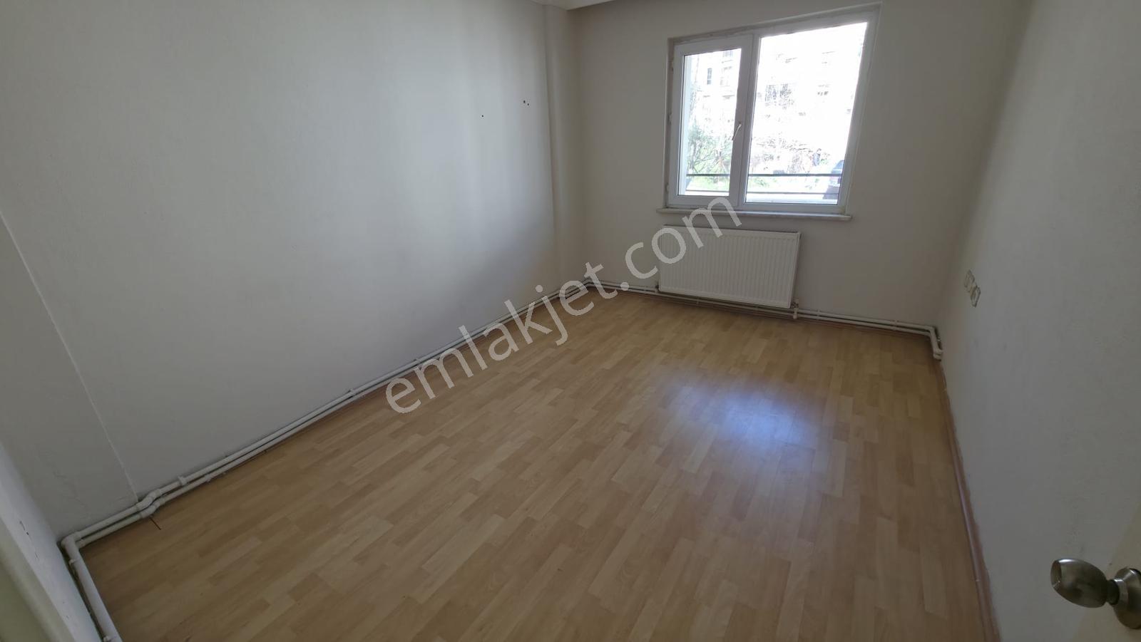 Yıldız Mh.da Kiralık 3+1 Geniş Daire Yeni Fen Lisesi Yakını - Görsel 2