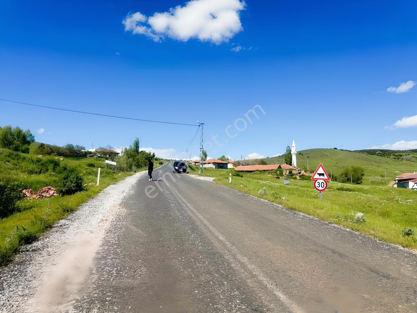 Yozgat Merkez Çağlayan Köy İçi İki Kat İmarlı Arsa - Görsel 3