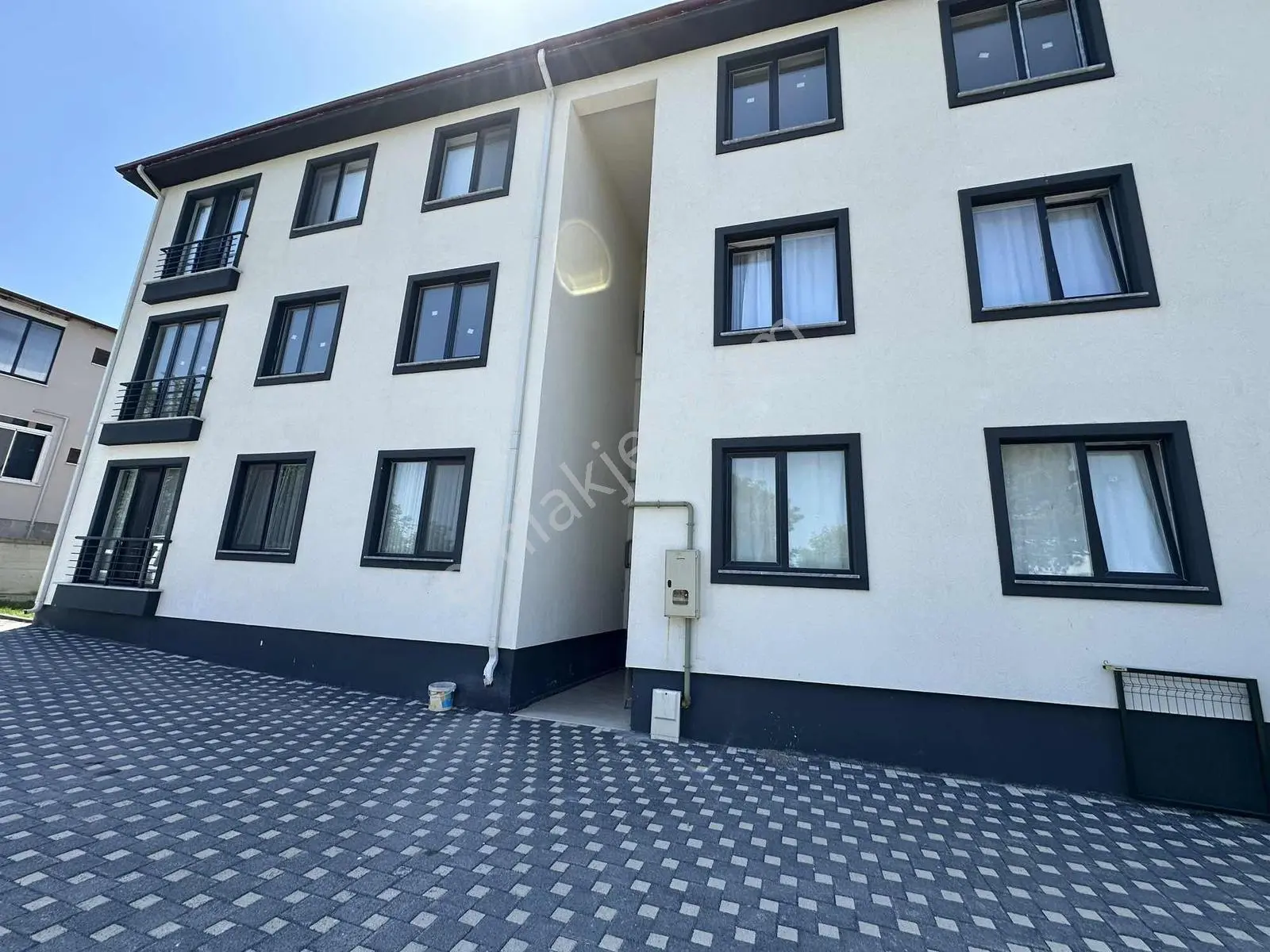 Merkez'de Ara Kat 2+1 Geniş Kullanıma Sahip Kiralık Daire - Görsel 13