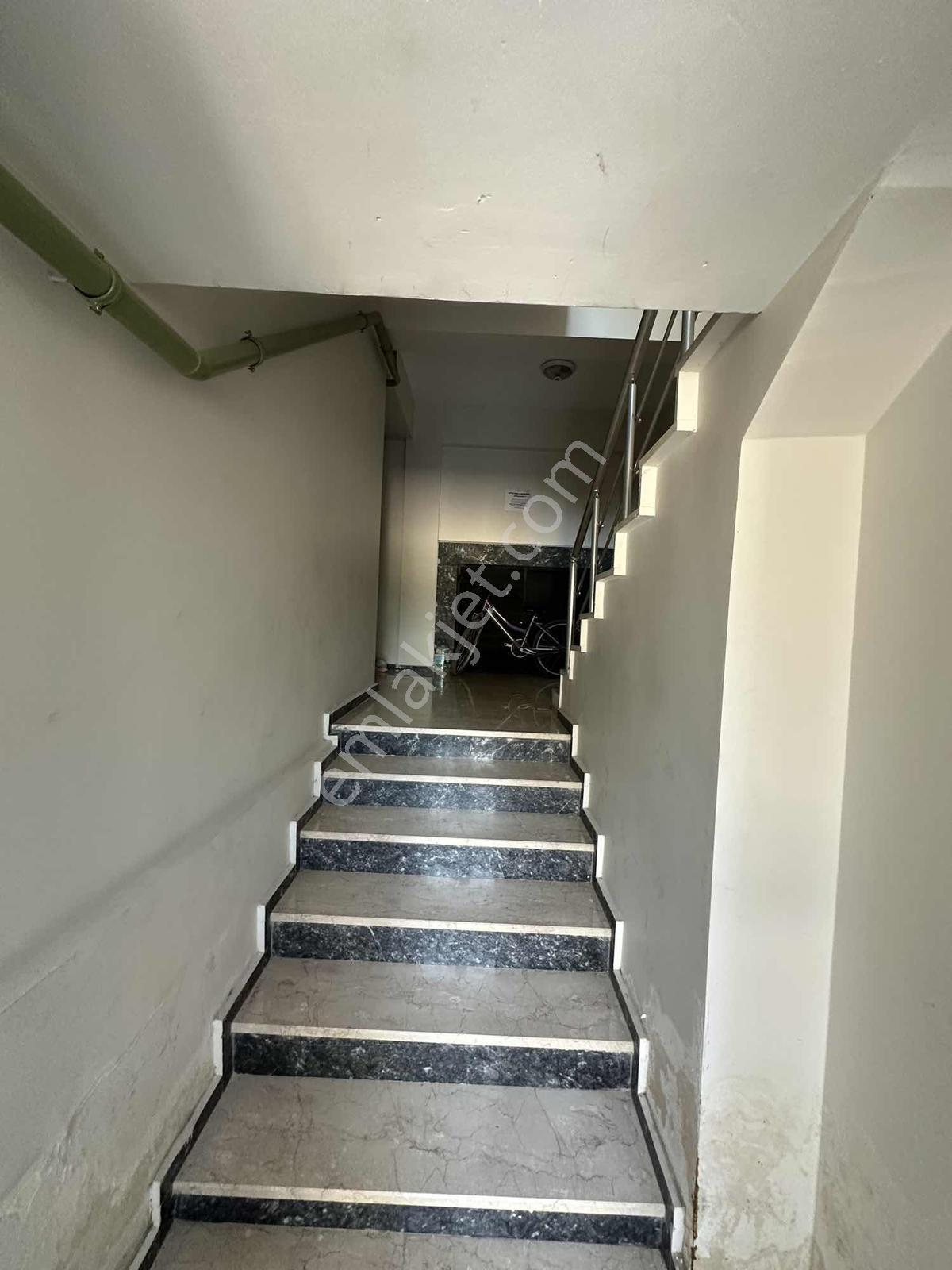 Merkez'de Ara Kat 2+1 Geniş Kullanıma Sahip Kiralık Daire - Görsel 20