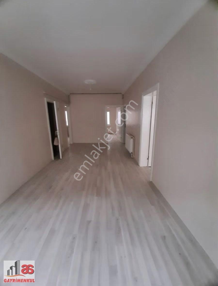 As Emlak'tan Cumhuriye Mah. Kombili Balkonlu Kiralık 3+1 Daire