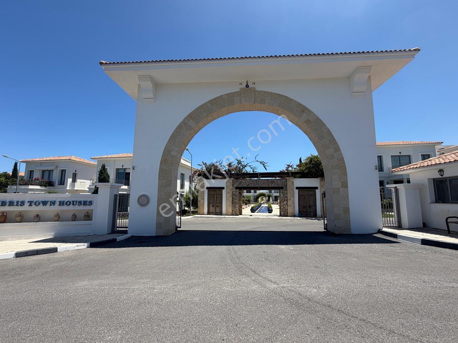 Girne Alsancak Kıbrıs Town Houses Satılık 2+1 Daire - Görsel 19