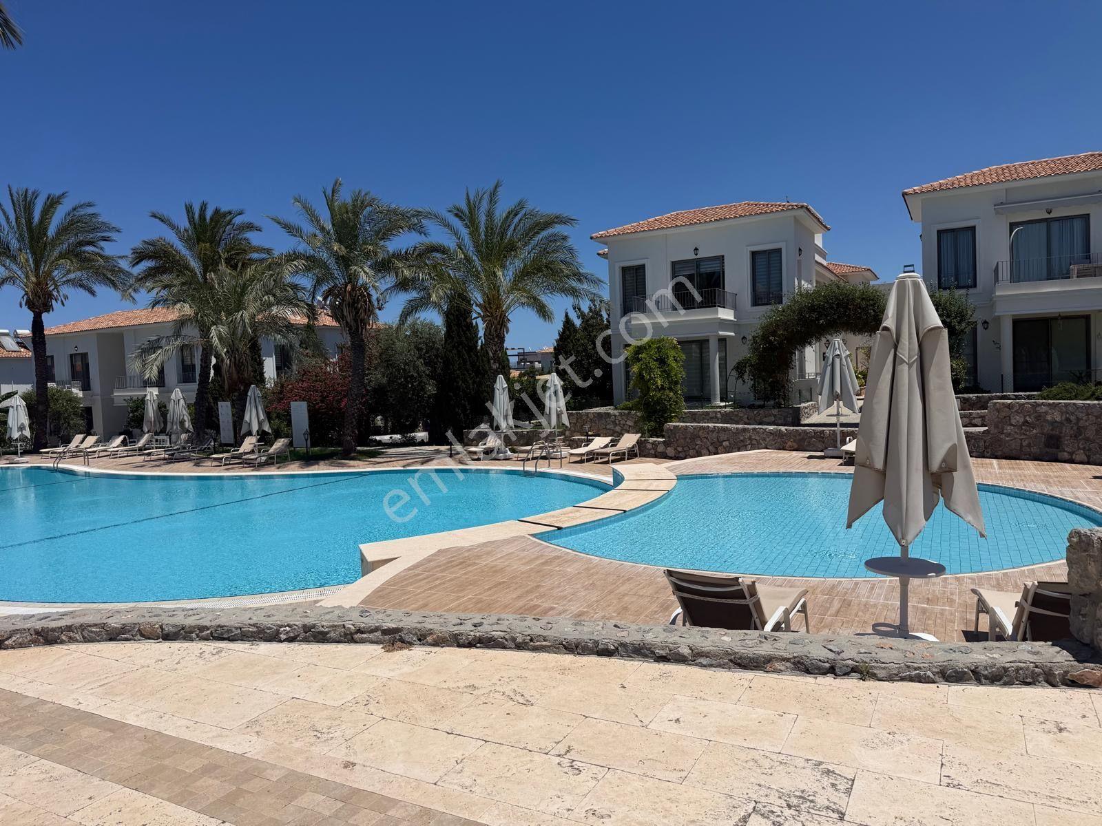 Girne Alsancak Kıbrıs Town Houses Satılık 2+1 Daire - Görsel 16