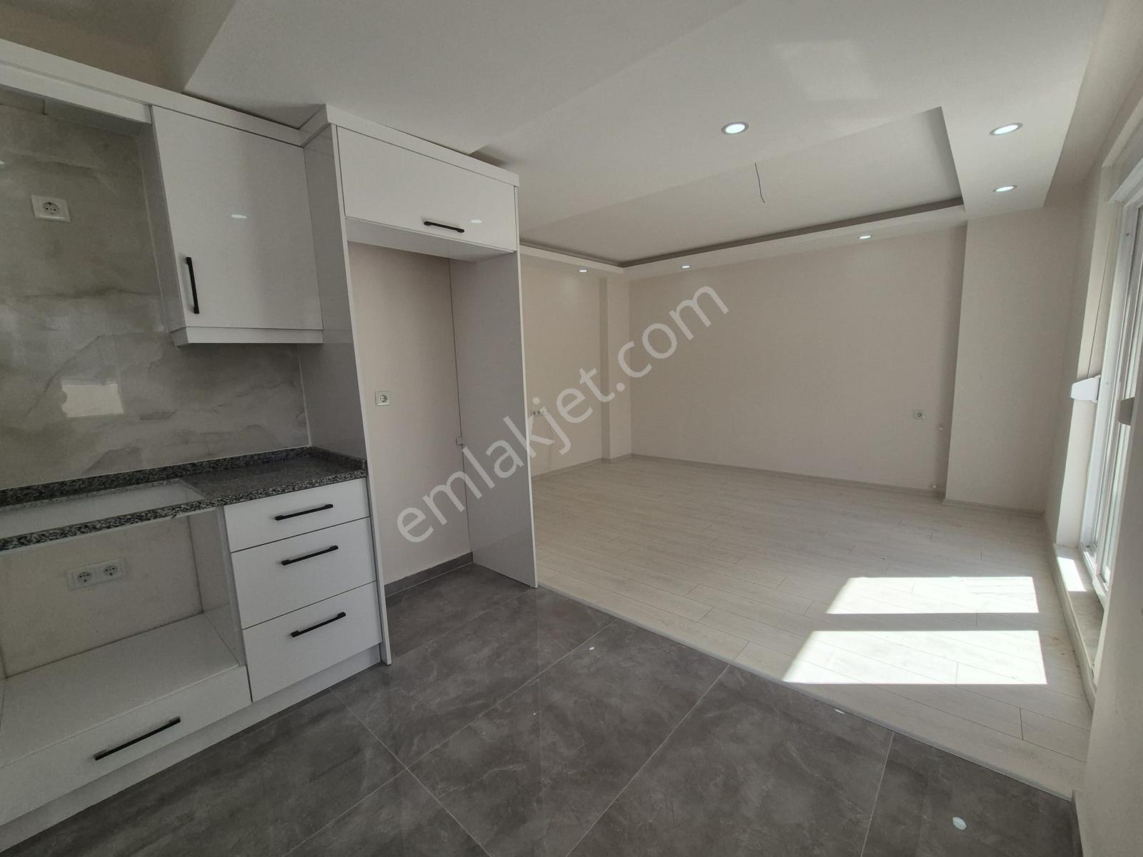 Erenköyde Sıfır 4+2 Daire (tek Tapu 2 Tane 2+1) Araç Takaslı - Görsel 7
