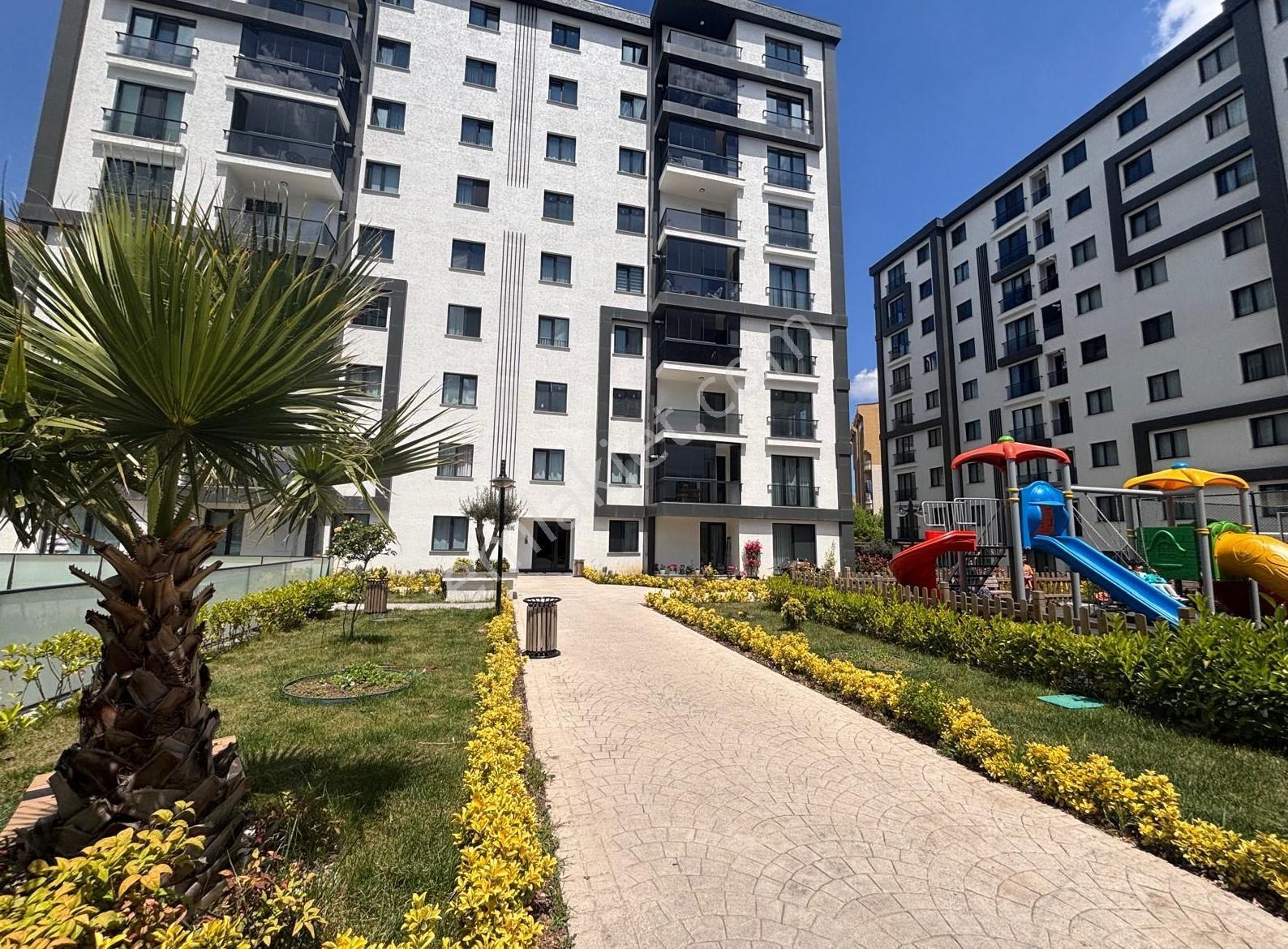 Çamlık Garden Sitesinde Havuz Cepheli Sıfır Kiralık 2+1 Daire - Görsel 19