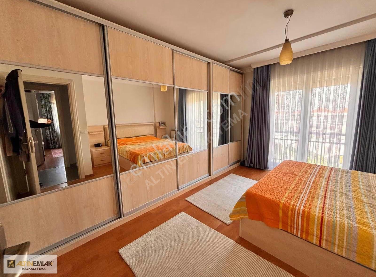 Avrupa 1'de 141m² 3+1 Peyzaj Tadilatlı Satılık Köşe Daire - Görsel 7