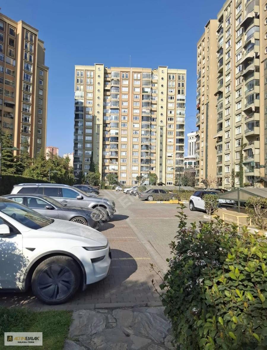 Avrupa 1'de 141m² 3+1 Peyzaj Tadilatlı Satılık Köşe Daire - Görsel 10