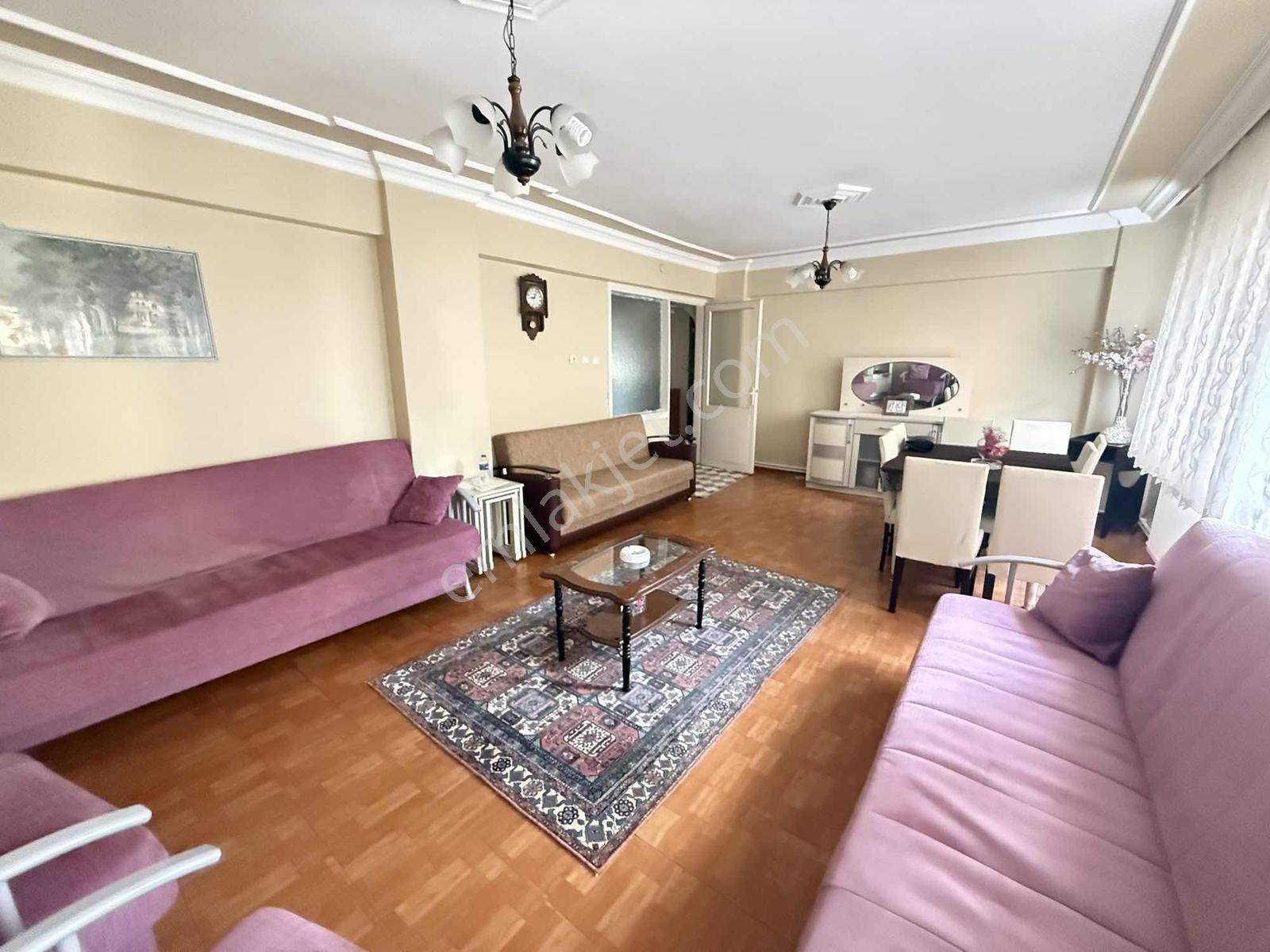 Bm Real Estate Gazcılar'da Kiralık Eşyalı 2+1 Daire - Görsel 3