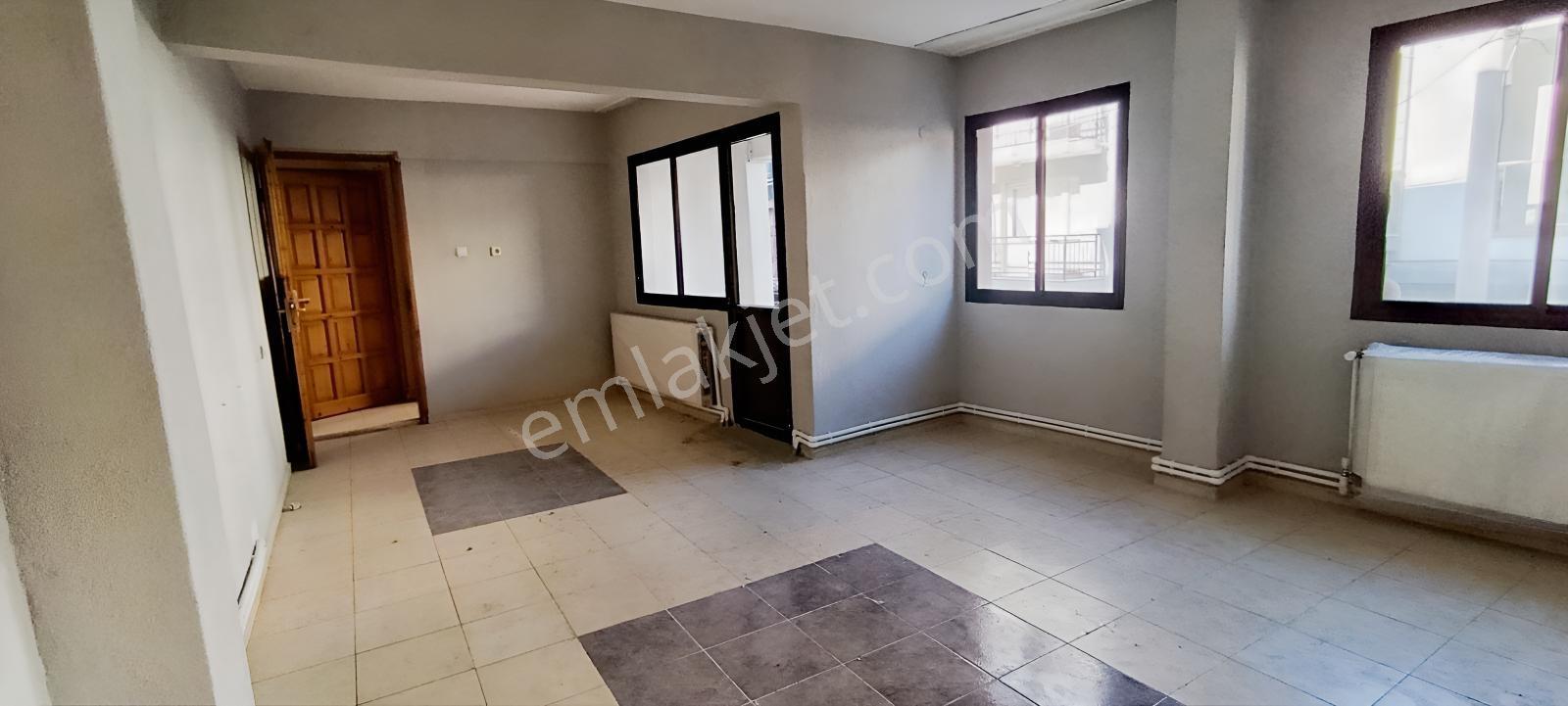Doğanlar Merkezde 3+1 Kiralık Daire - Görsel 11