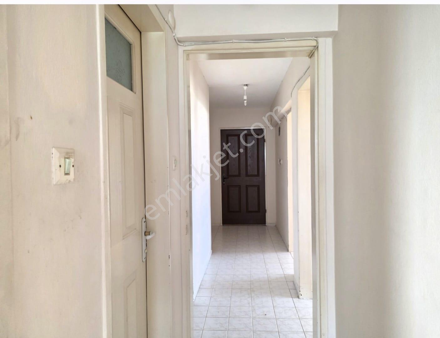 Buca Cumhuriyet Mah De Ara Kat 3+1 D.gazlı Kiralık Daire - Görsel 24