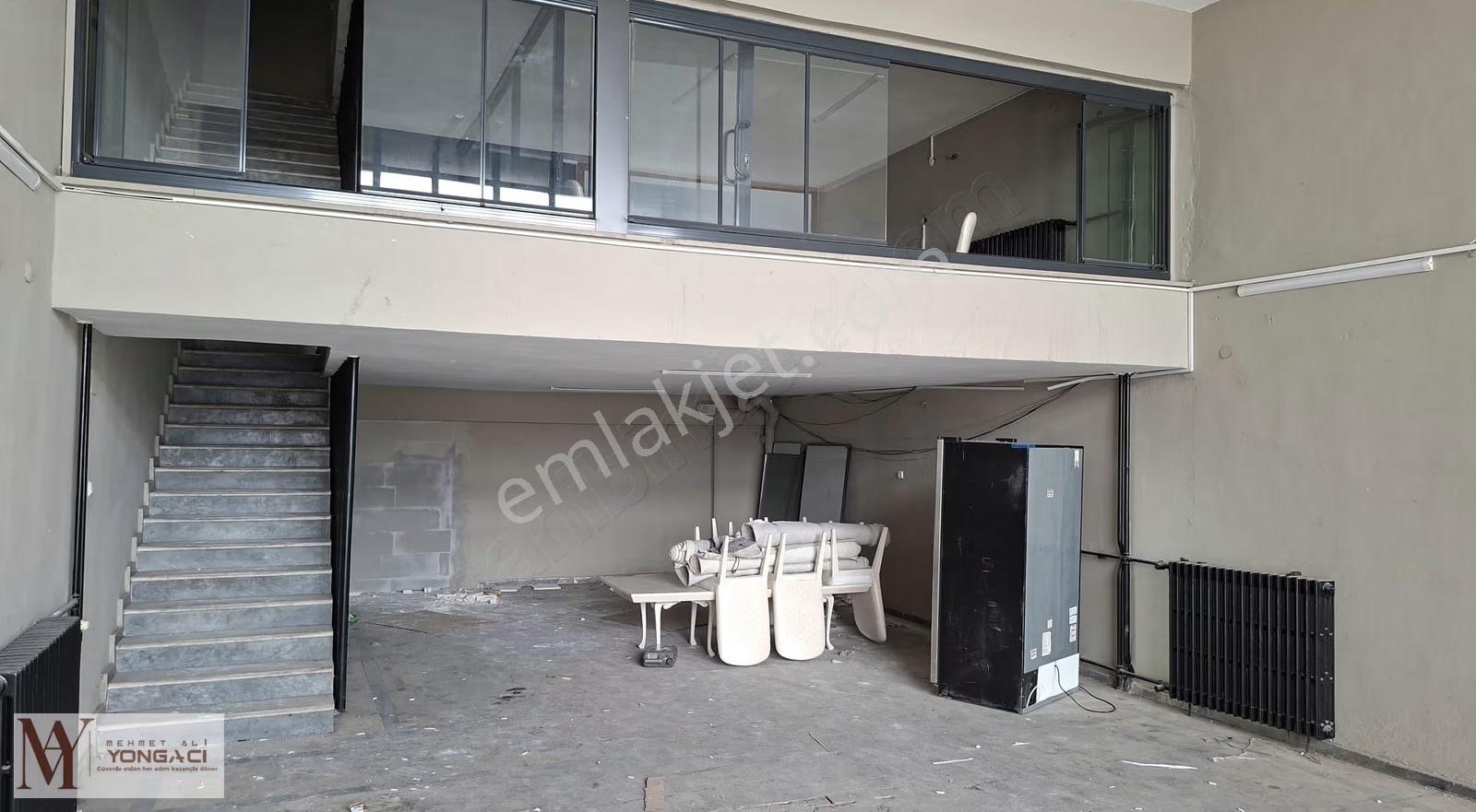Mobilyacılar Sitesinde 4 Katlı Bodrumu Bulunan Satılık Boş Bina - Görsel 2