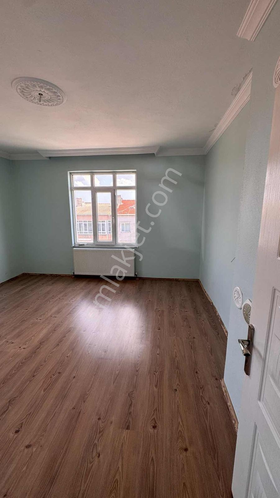 Ali Naki Erenyol Lisesi Arkası Cadde Cephe 2+1 110m2 Daire - Görsel 10