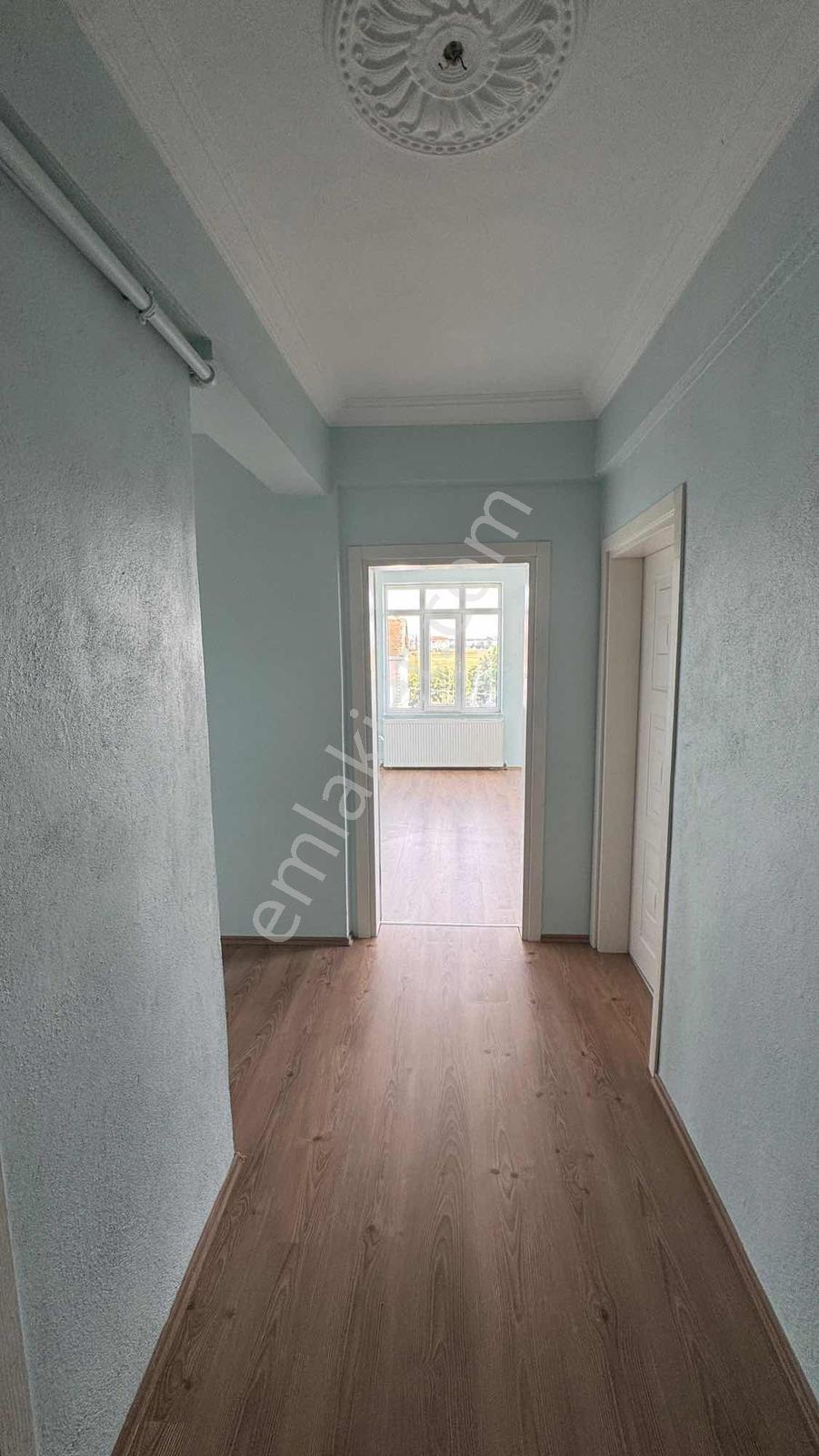 Ali Naki Erenyol Lisesi Arkası Cadde Cephe 2+1 110m2 Daire - Görsel 13