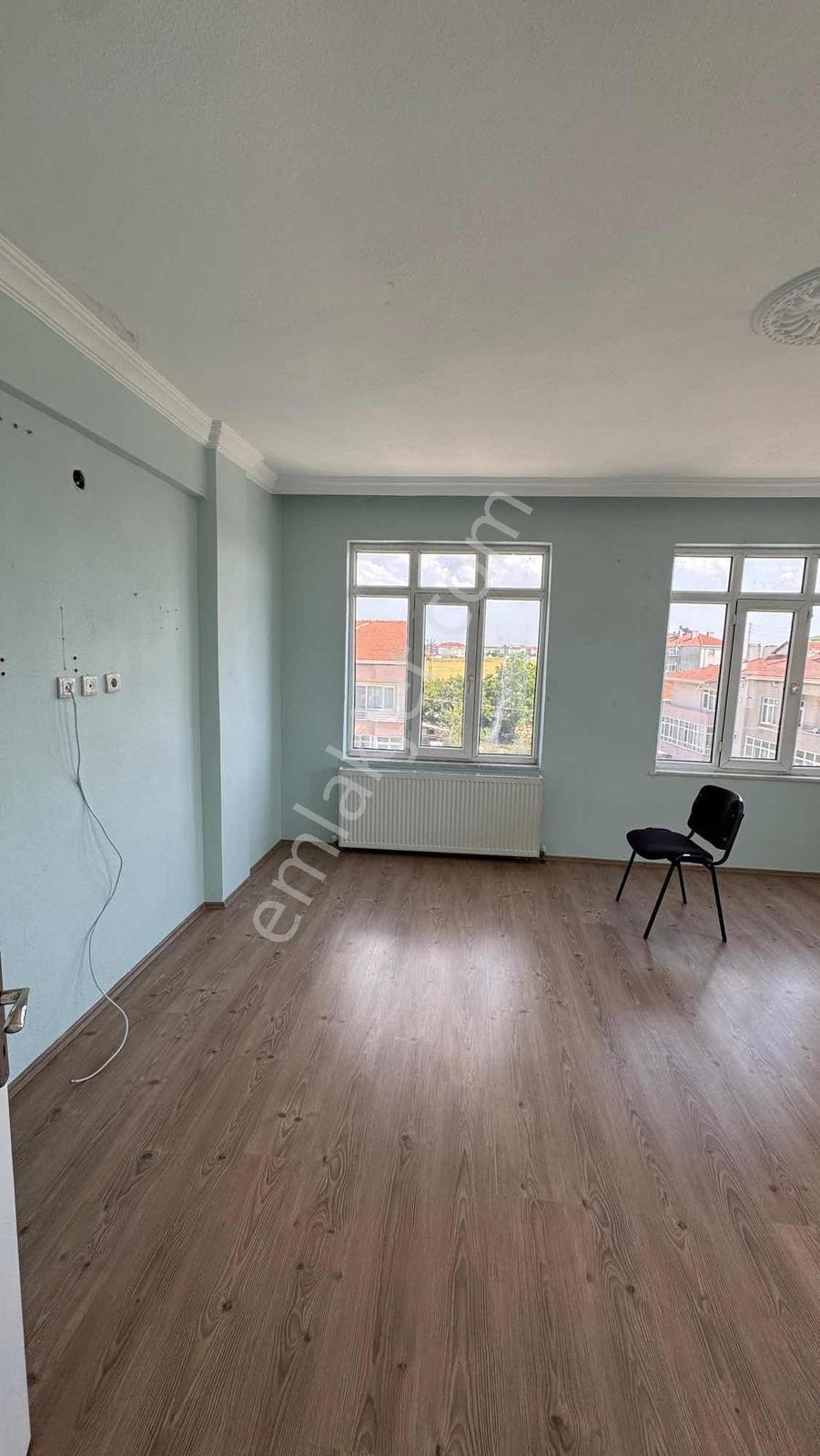 Ali Naki Erenyol Lisesi Arkası Cadde Cephe 2+1 110m2 Daire - Görsel 7
