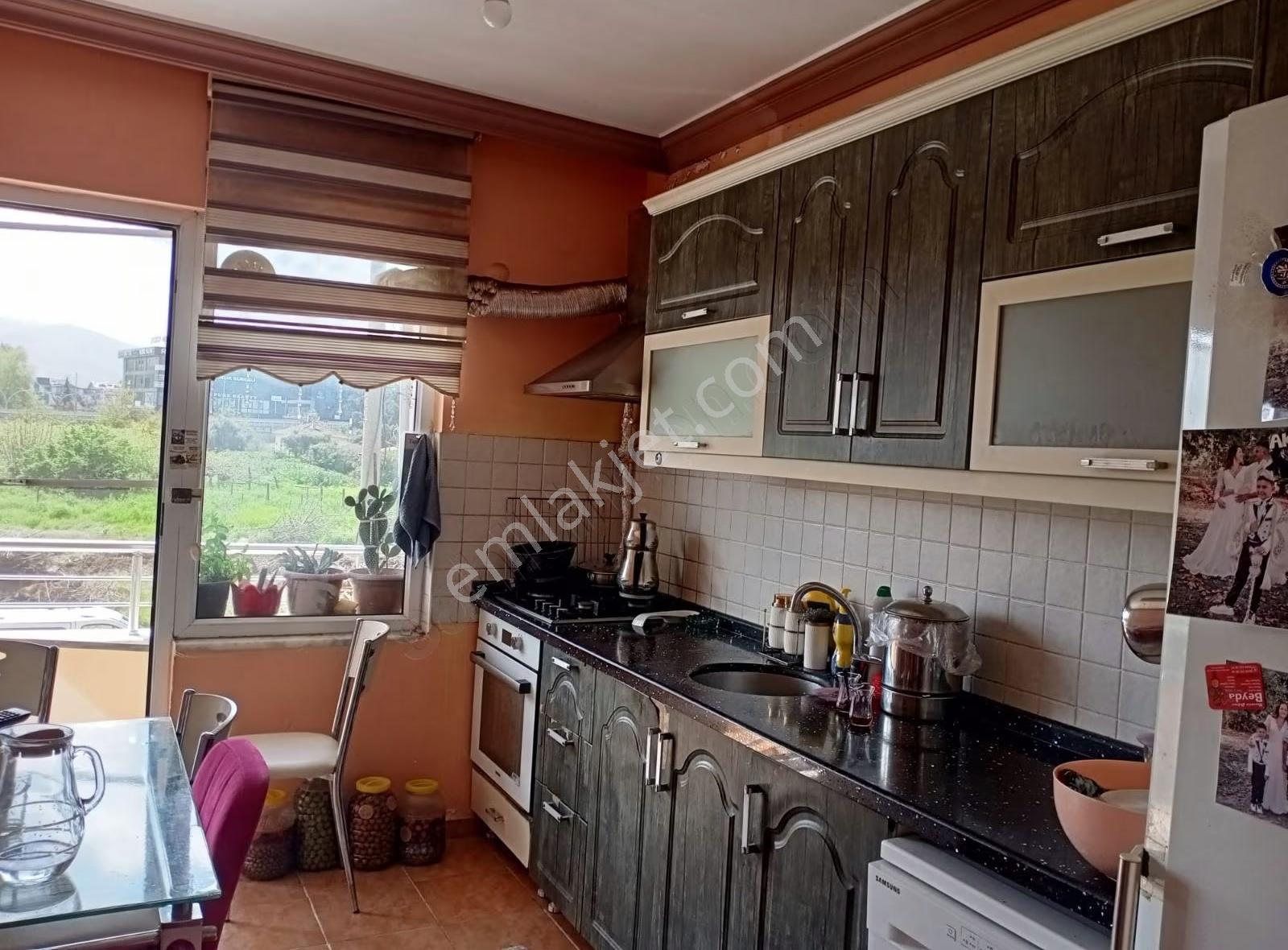 Sahil Mahallesinde 3+1 Satılık Bakımlı Daire - Görsel 14