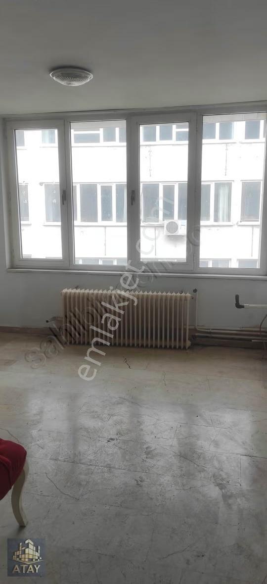 Heykel Setbaşında Tarihi İşlek Caddeye Cephe Kiralık - Görsel 11