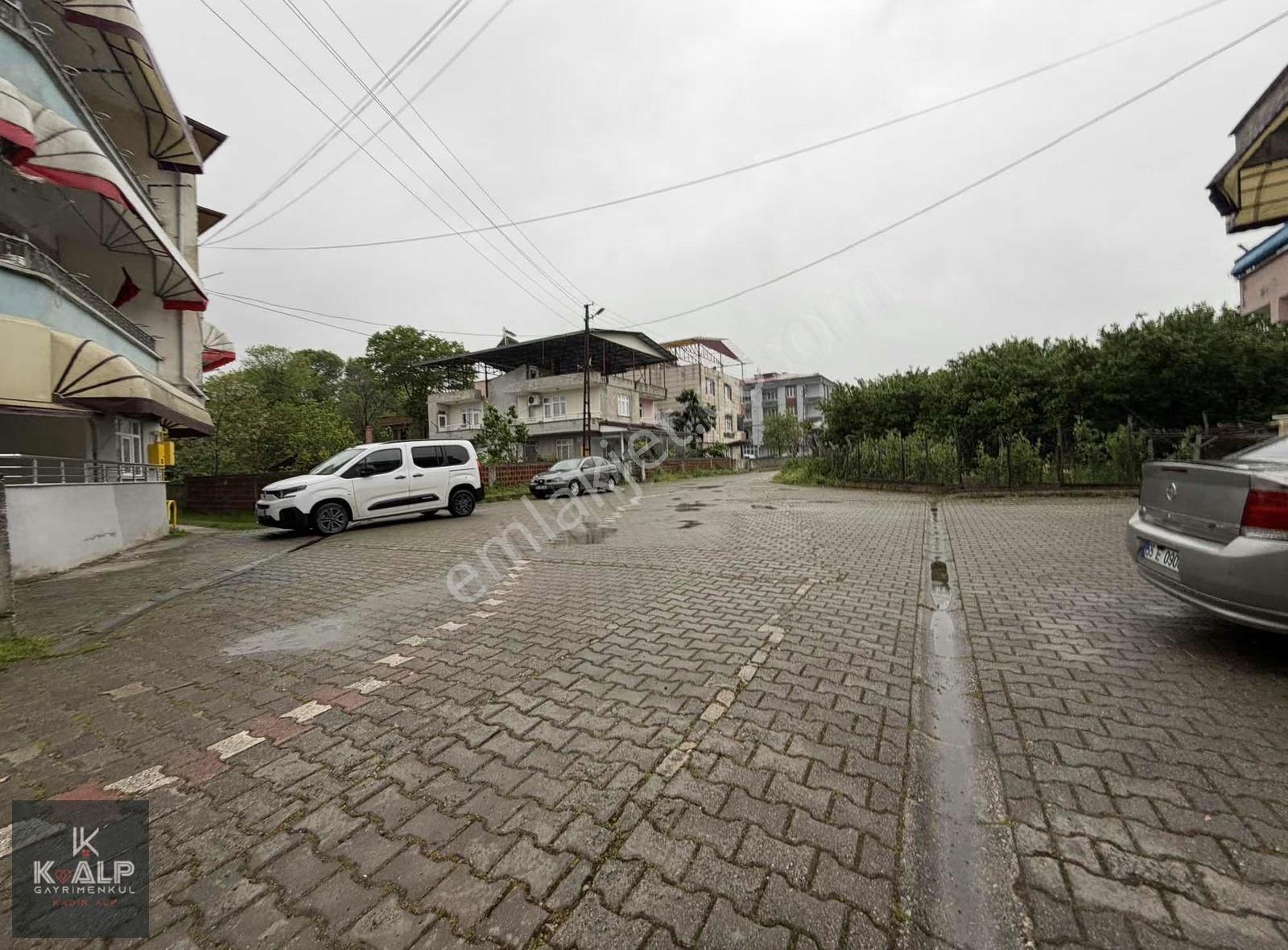 Çay Mahallesinde Parka Cepheli 345 M2 Arsa 4 Kata İmarlı - Görsel 7