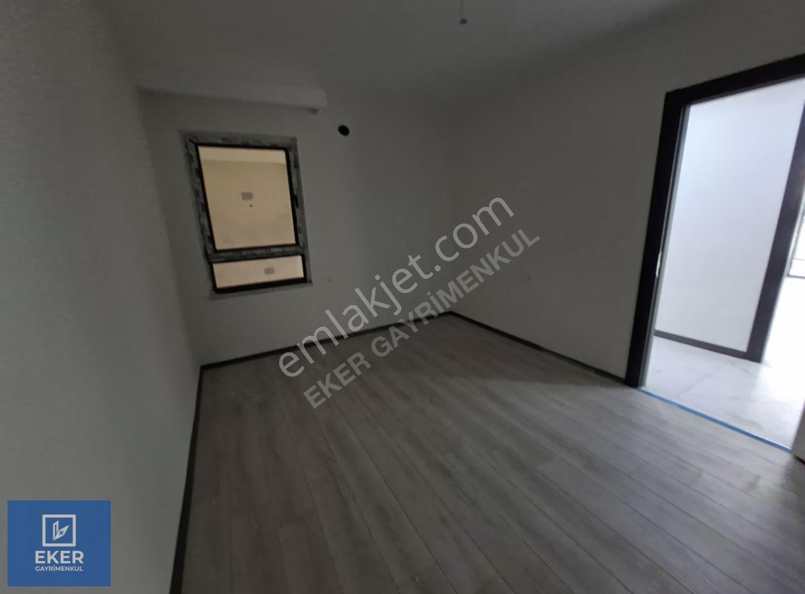 Ekerden Gökmeydanda Pazar Dibinde Sıfır 2+1 Fırsat Daire - Görsel 11
