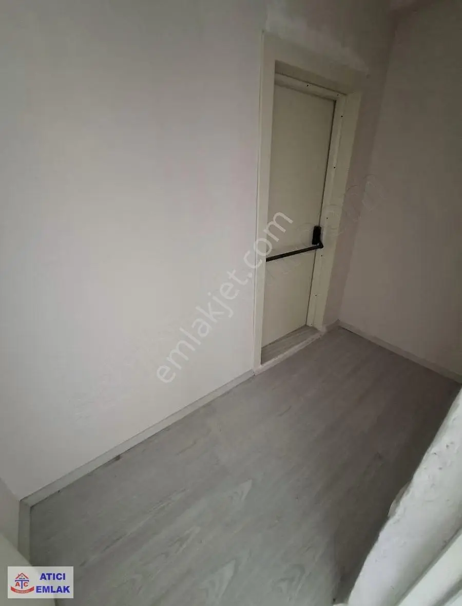 Atıcı'dan Kozan Yolu Üzerinde Ptt'de Kombili İskanlı 3+1 Kiralık - Görsel 2