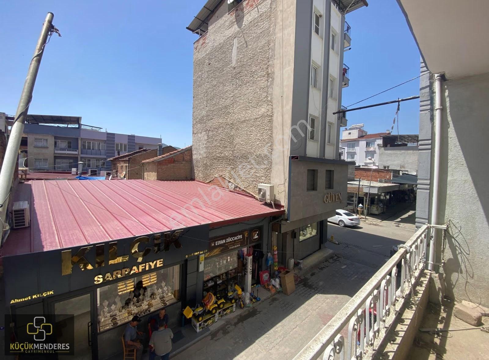 Küçük Menderes'ten Kiraz Sabit Arlı Ve İnönü Cad. Satılık İşyeri - Görsel 18