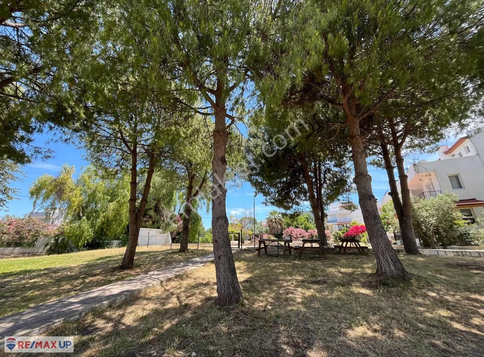 Mordoğan'da Bahçeli Manzaralı Keyifli Villa - Görsel 4