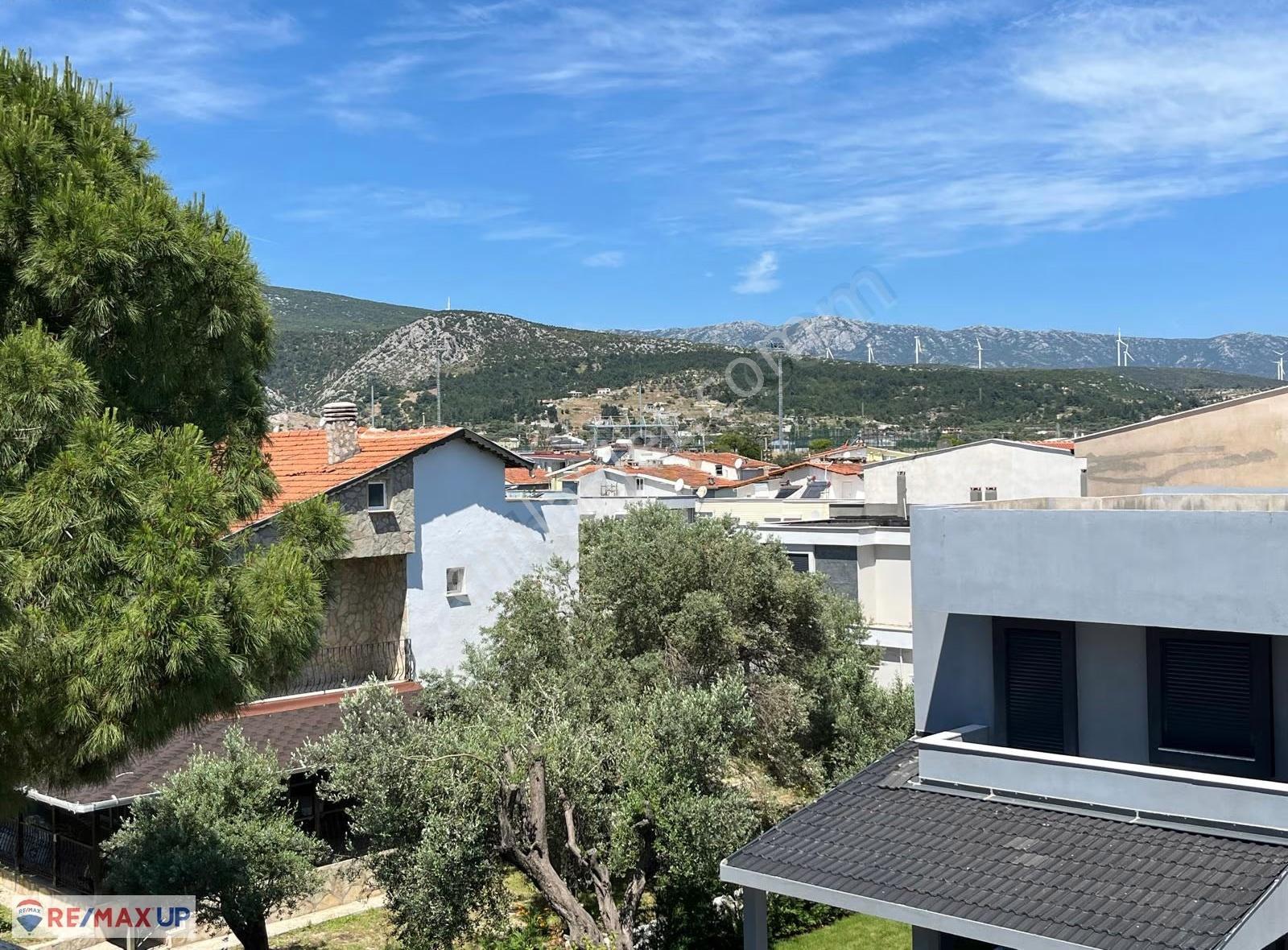 Mordoğan'da Bahçeli Manzaralı Keyifli Villa - Görsel 12