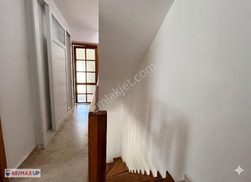 Mordoğan'da Bahçeli Manzaralı Keyifli Villa - Görsel 31