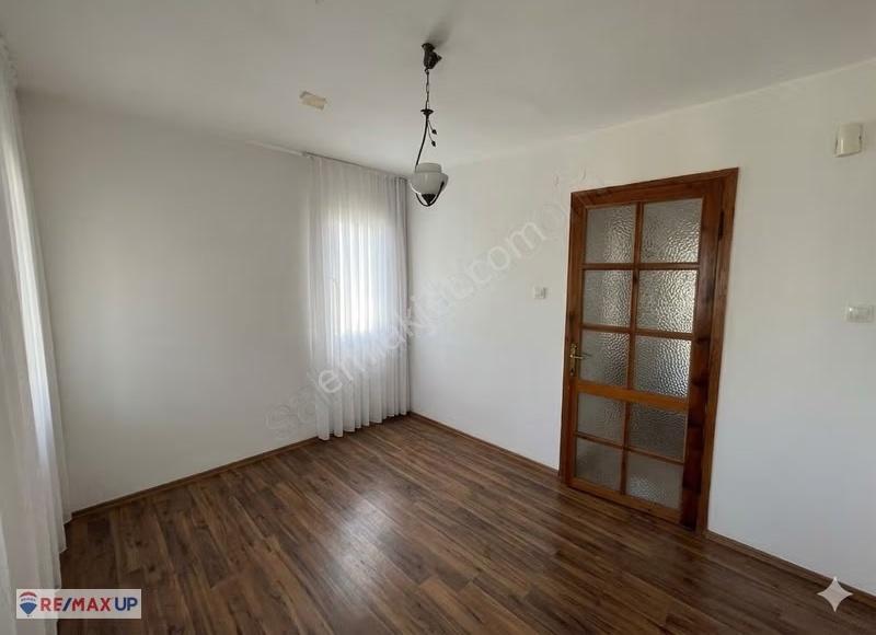Mordoğan'da Bahçeli Manzaralı Keyifli Villa - Görsel 26
