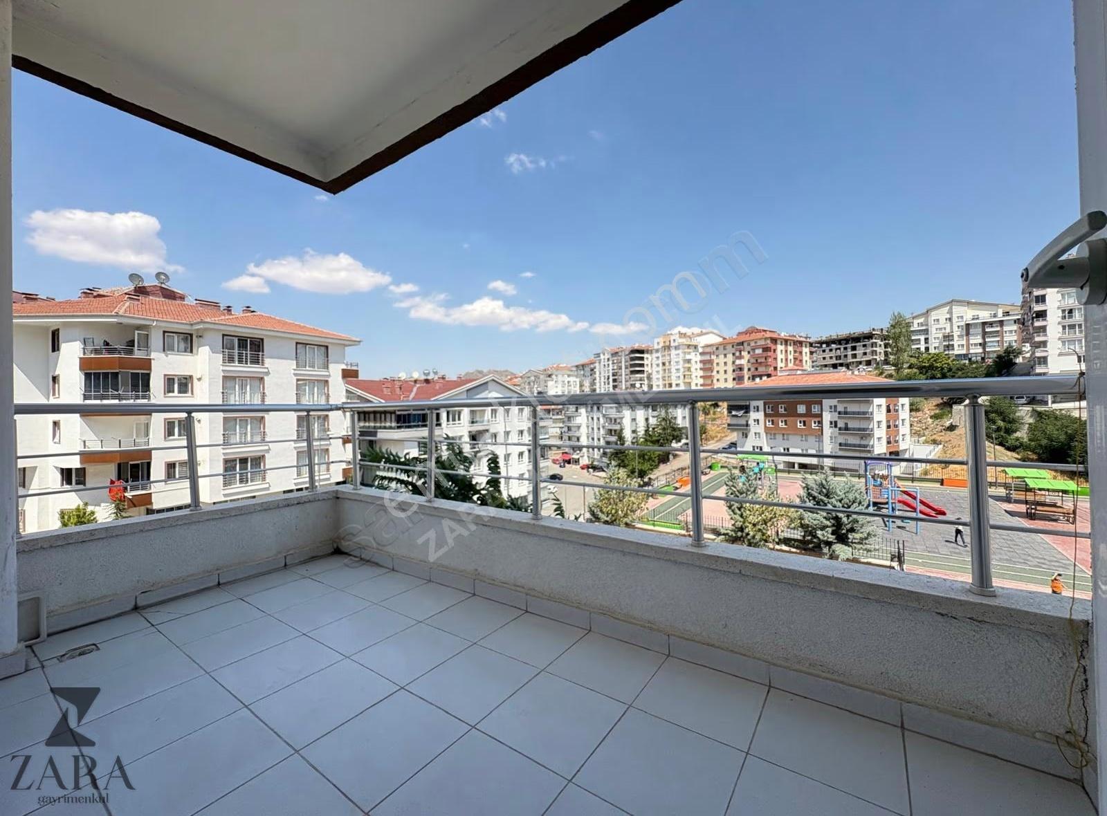 Zara | Duralialıç Mh. 2.kat Konumlu Asansörlü 3+1 Daire - Görsel 8
