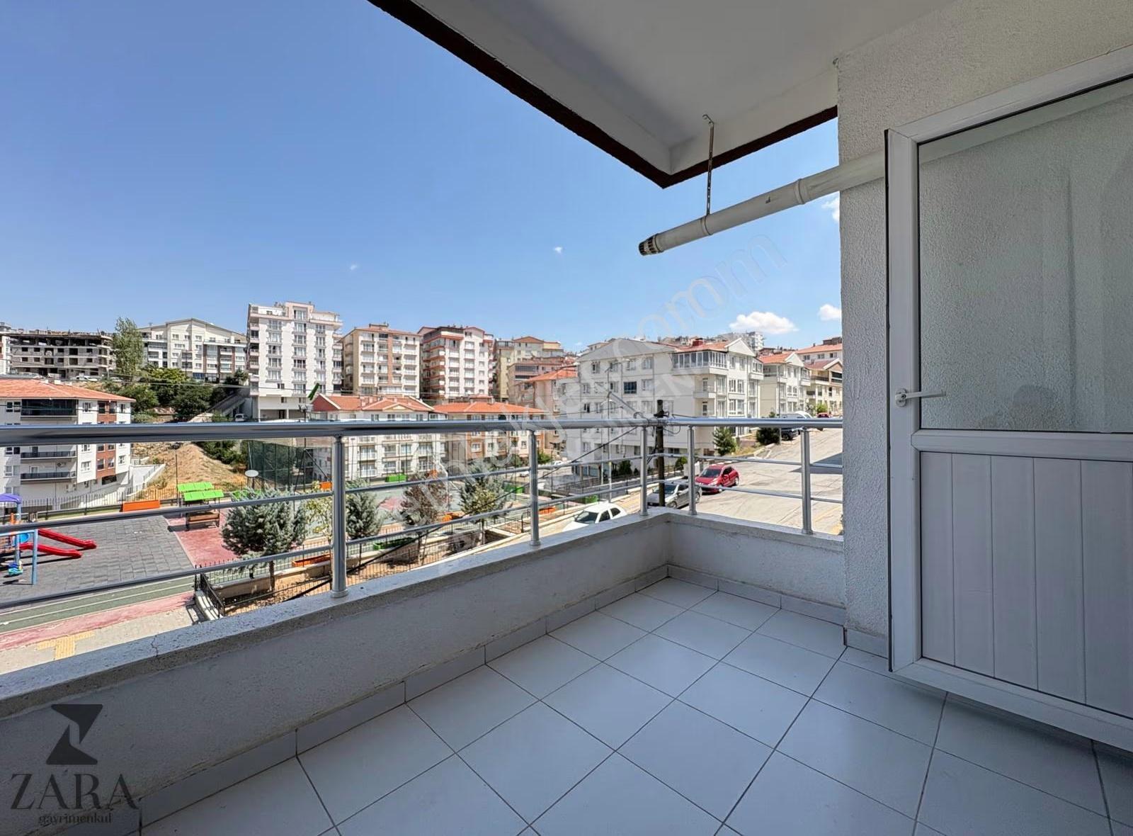Zara | Duralialıç Mh. 2.kat Konumlu Asansörlü 3+1 Daire - Görsel 20