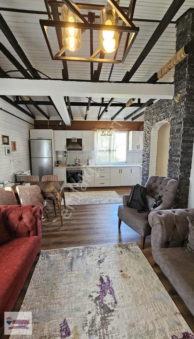 Re/max Şehir'den Çınarcık Şenköy'de Müstakil Ev - Görsel 19