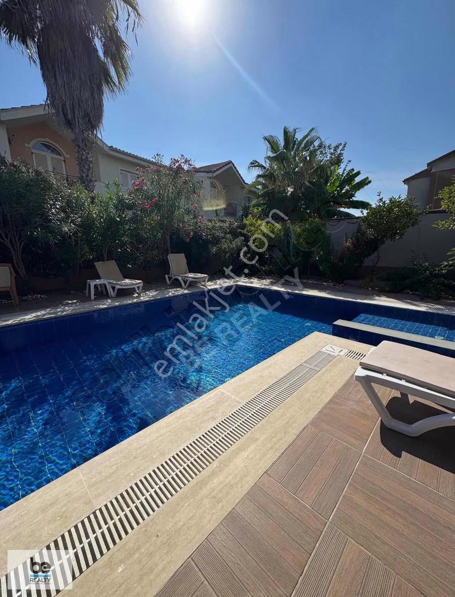 Belek'te 4+1 Müstakil Havuzlu Full Eşyalı Kiralık Villa - Görsel 19