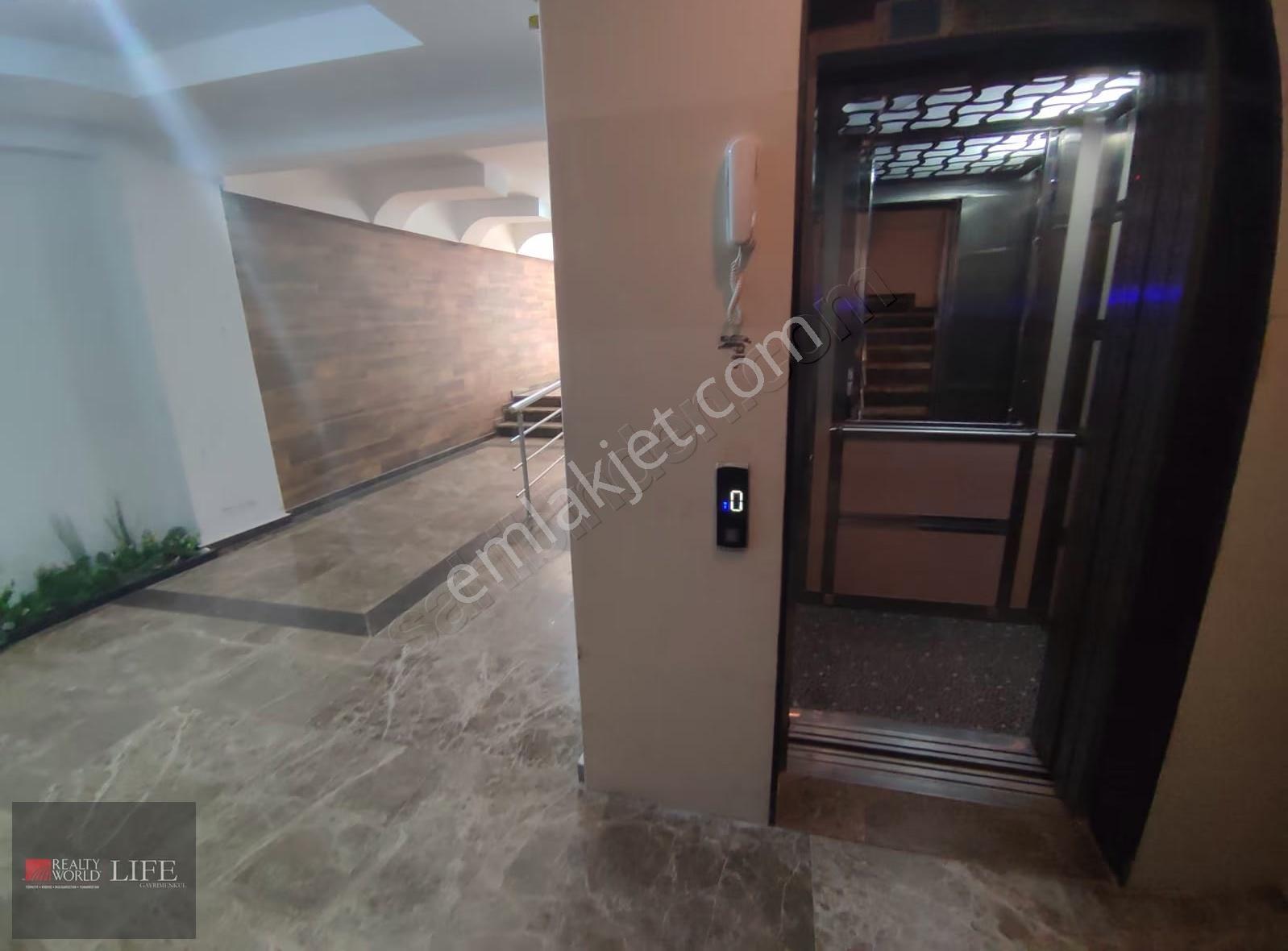 Rw Lıfe // Gökmeyden Mh. Asansörlü Balkonlu 2+1 Kiralık Daire - Görsel 23