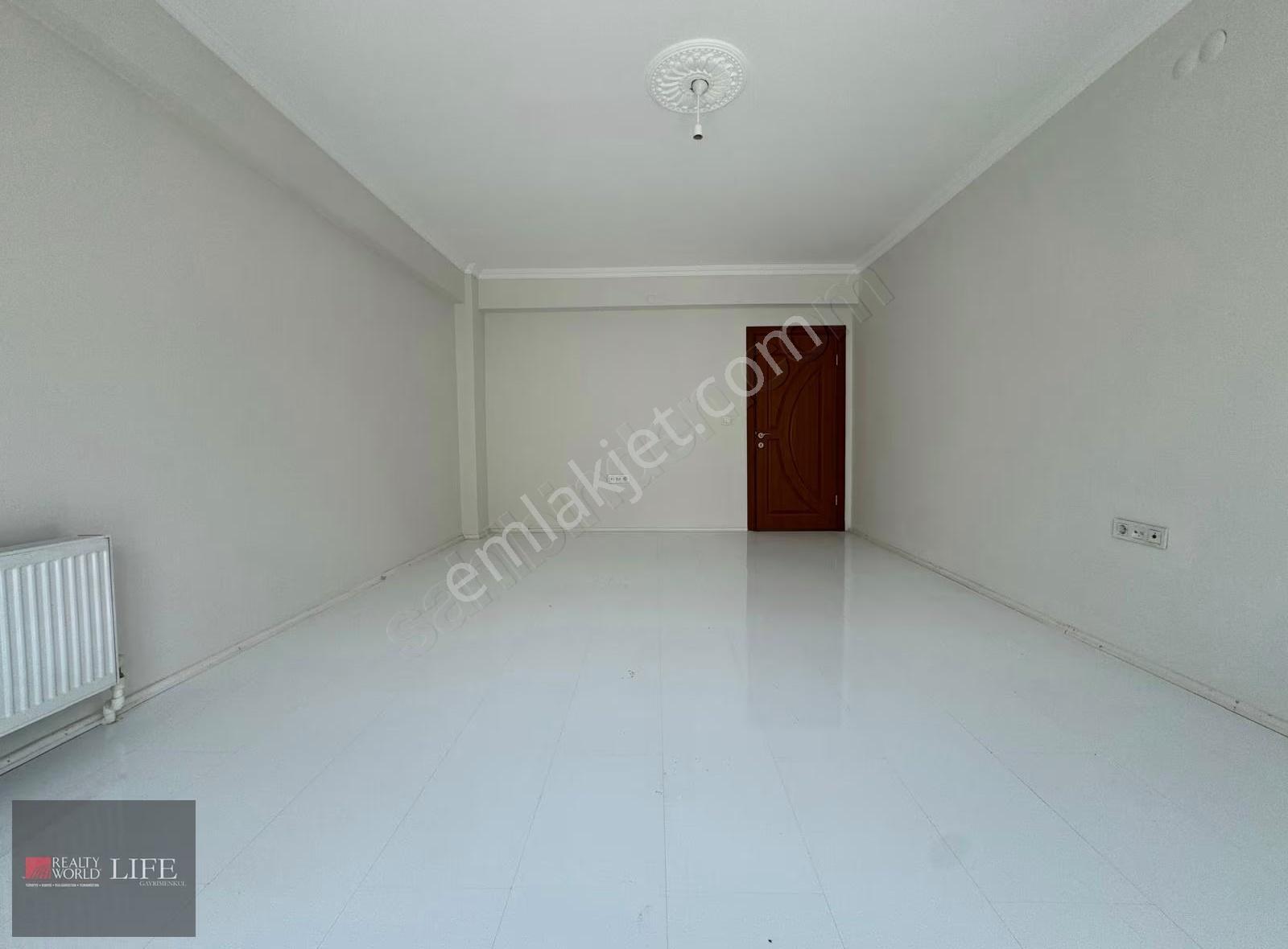 Rw Lıfe // Çamlıca Mah.gündüz Ökçün Yakını Satılık 2+1 Daire - Görsel 33