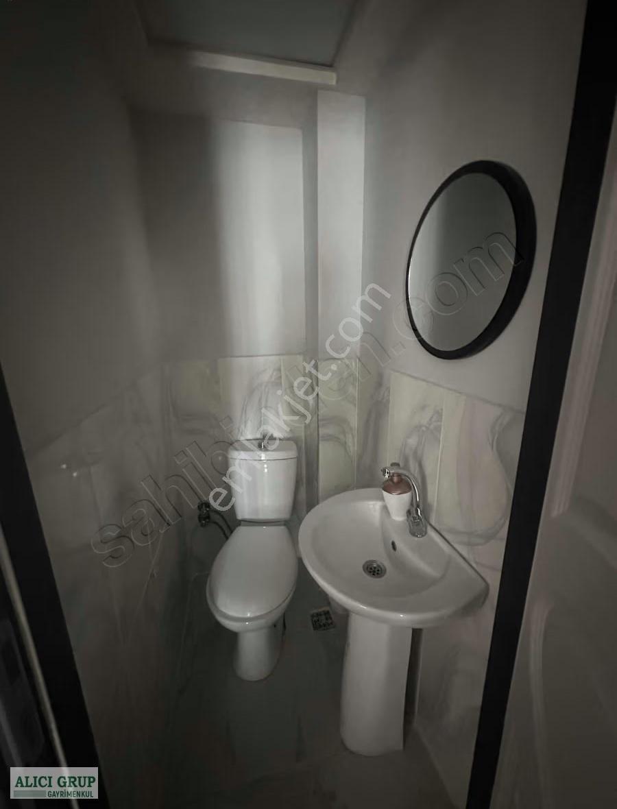 #stad Yanı Hasarsız Full Eşyalı Geniş Kiralık 1+1 Daire - Görsel 4