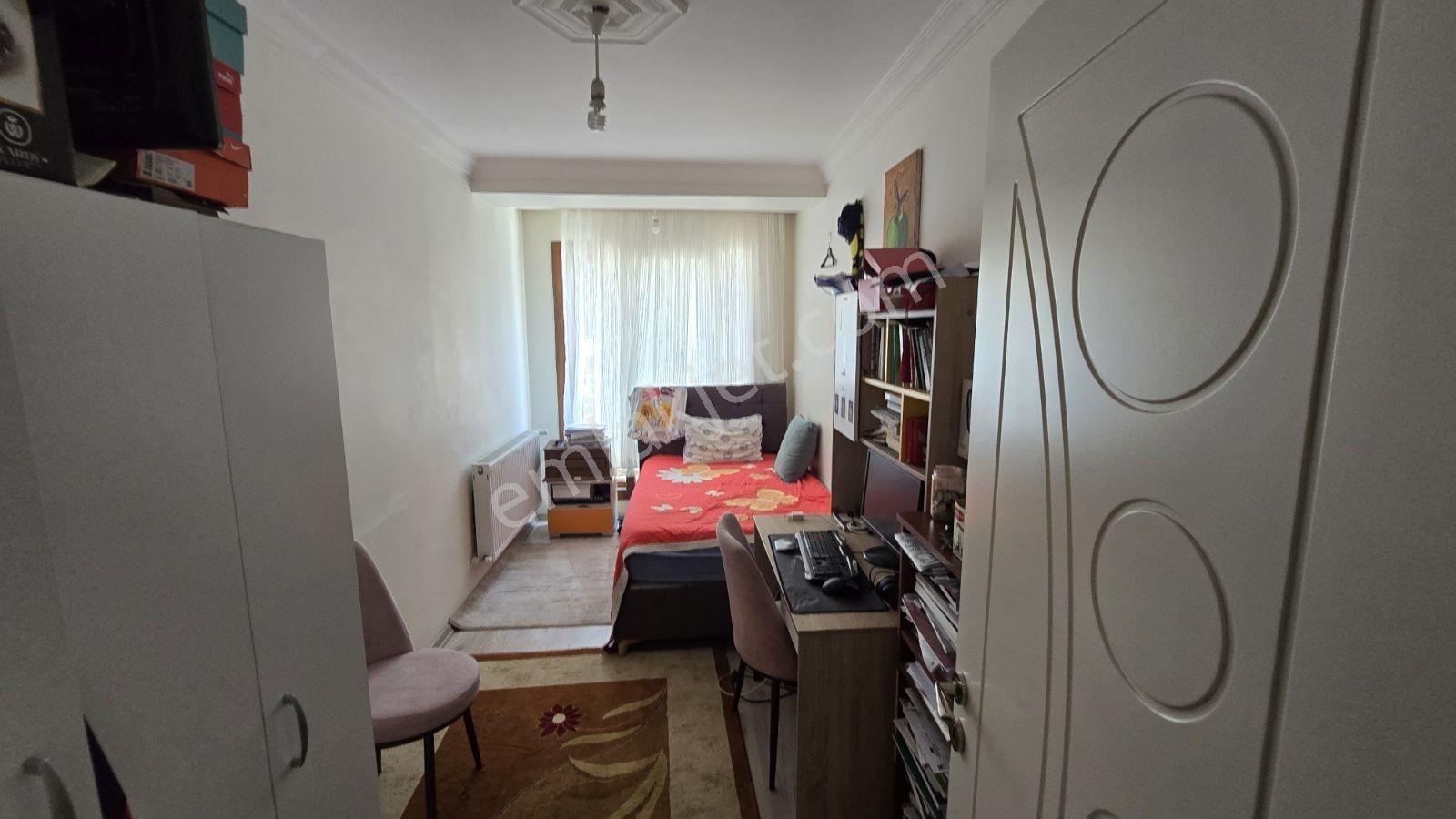 Buca Merkezde Satılık 2+1 Doğalgazlı Daire! - Görsel 17