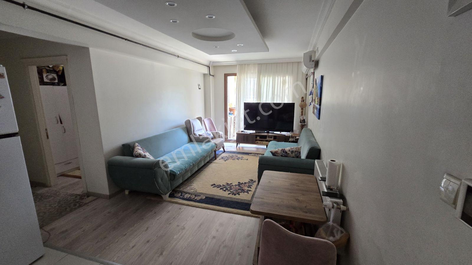 Buca Merkezde Satılık 2+1 Doğalgazlı Daire! - Görsel 6
