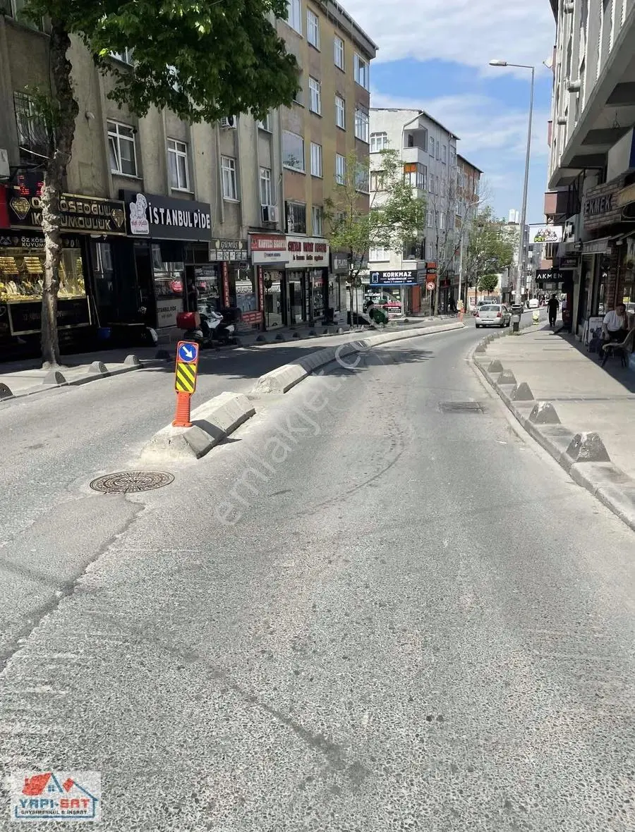 Esenler Cadde Üzeri Hazır Kurulu Yüksek Cirolu Ve Uygun Devren