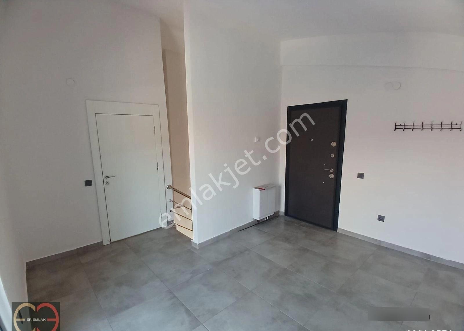 Bahçelievler Metro Yakını Yeni Binada 1+1 Dublex Daire - Görsel 13
