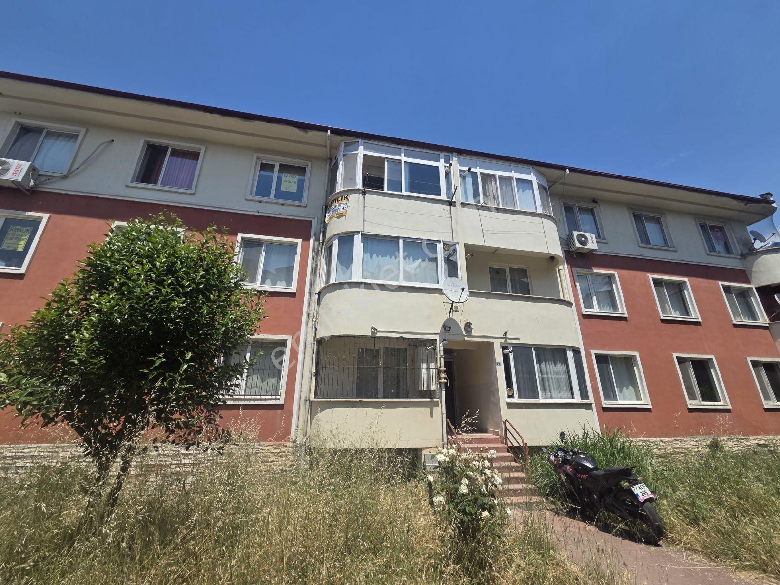 Kartepe Uzunçiftlik De Site İçi 1+1 Satılık Daire