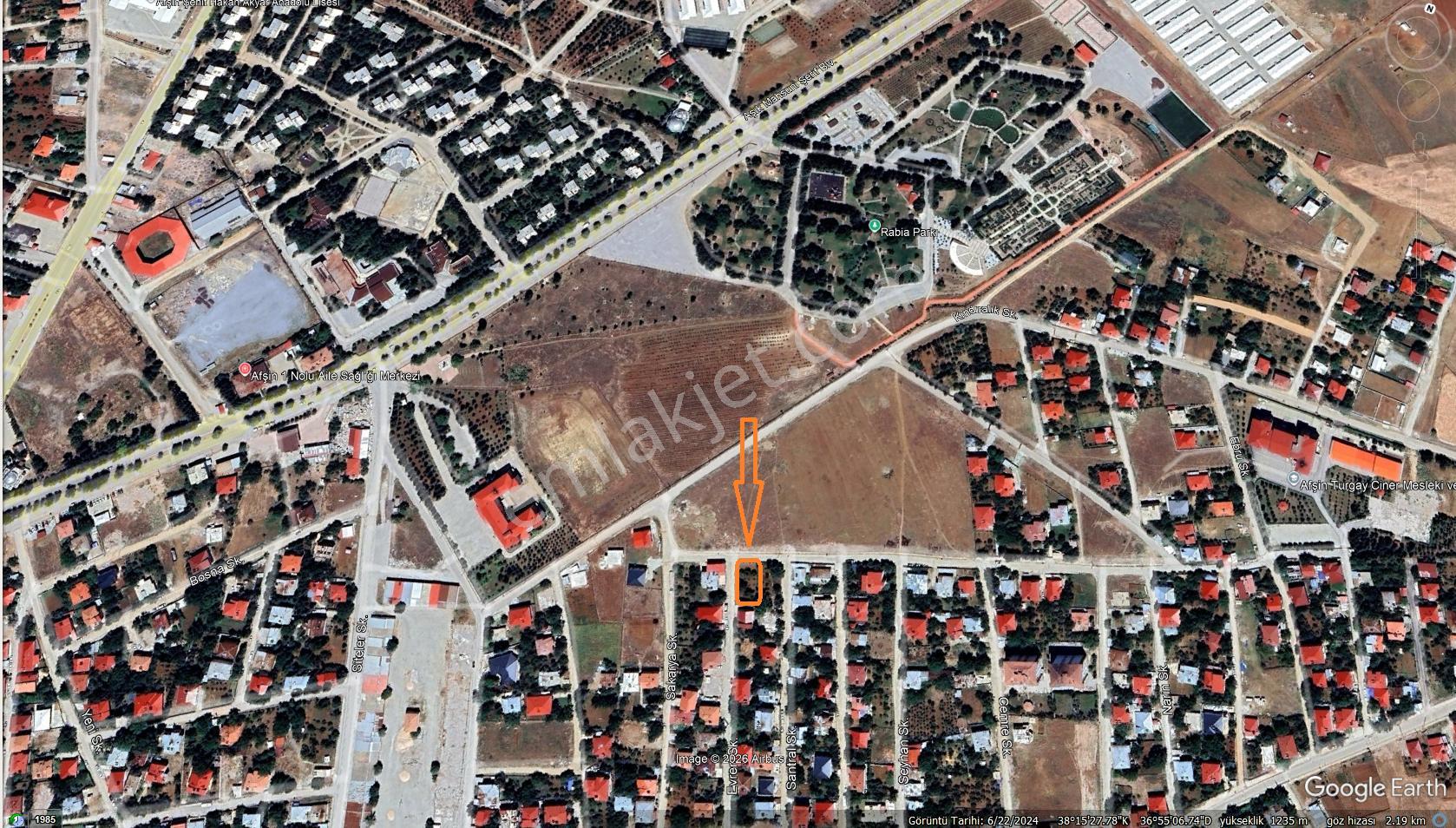 Villa Yapımına Uygun Köşebaşı İmarlı Arsa - Görsel 3