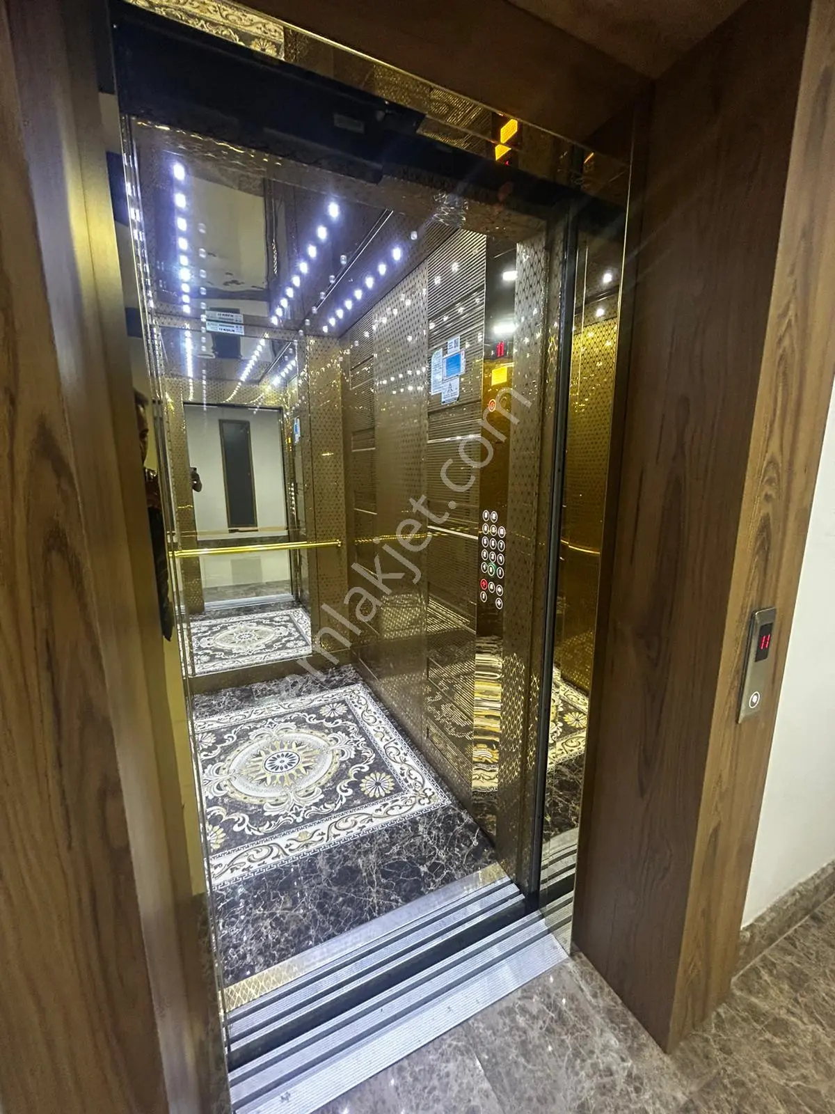Afyon Üçok Emlaktan Uydukent Selçuklu Mah Kiralık Ultra Lüx 4+1 Arakat Teraslı Daire - Görsel 8