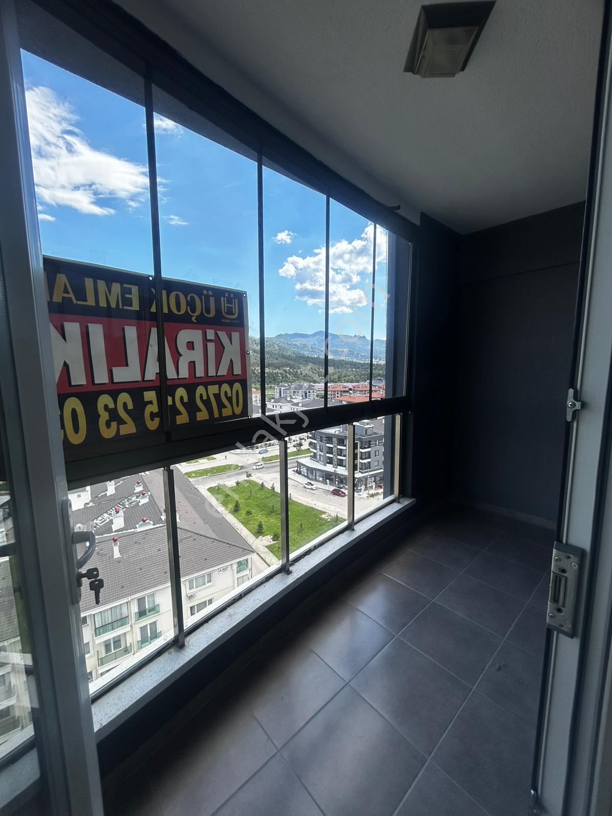 Afyon Üçok Emlaktan Uydukent Selçuklu Mah Kiralık Ultra Lüx 4+1 Arakat Teraslı Daire - Görsel 28
