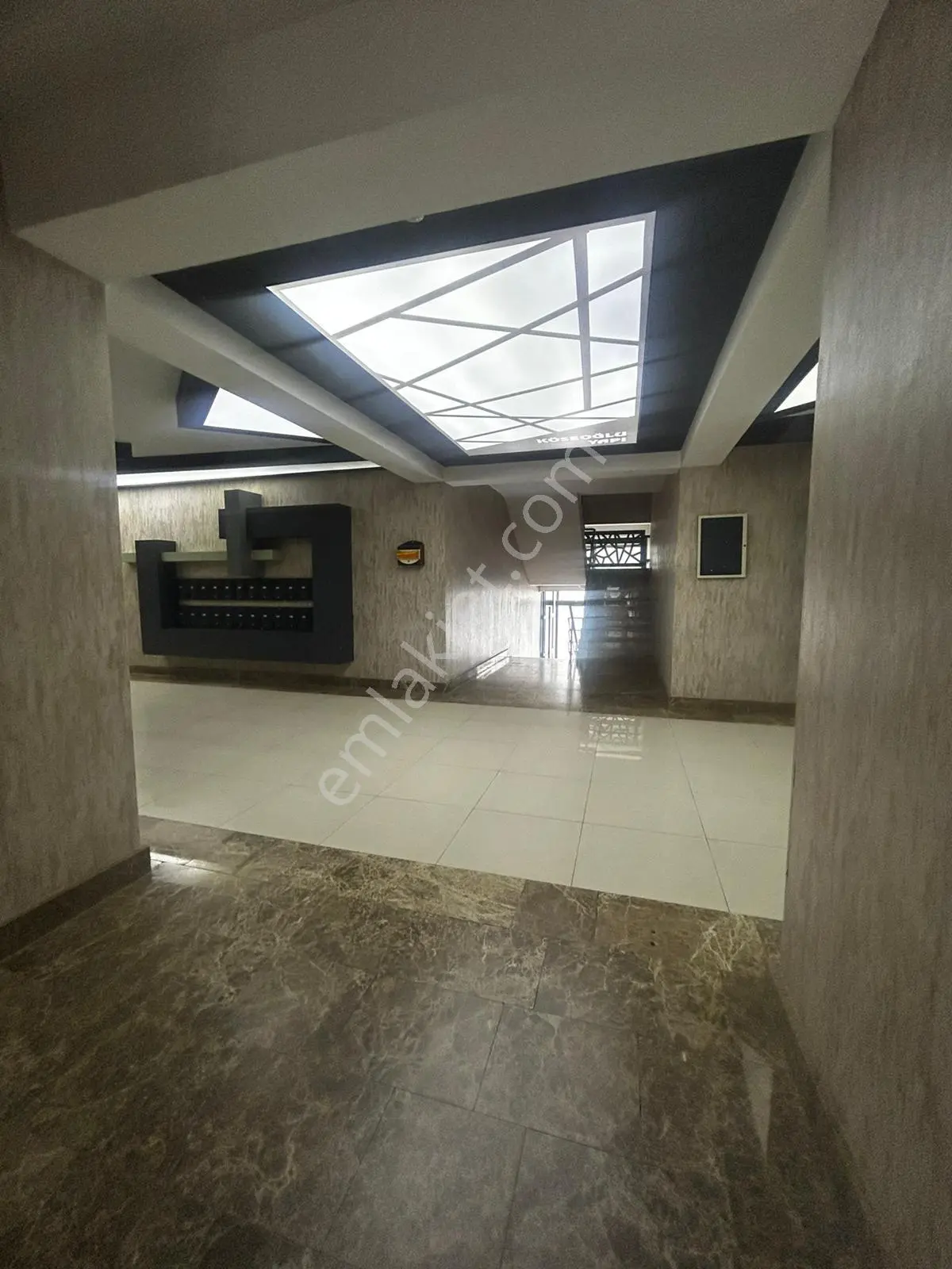 Afyon Üçok Emlaktan Uydukent Selçuklu Mah Kiralık Ultra Lüx 4+1 Arakat Teraslı Daire - Görsel 7