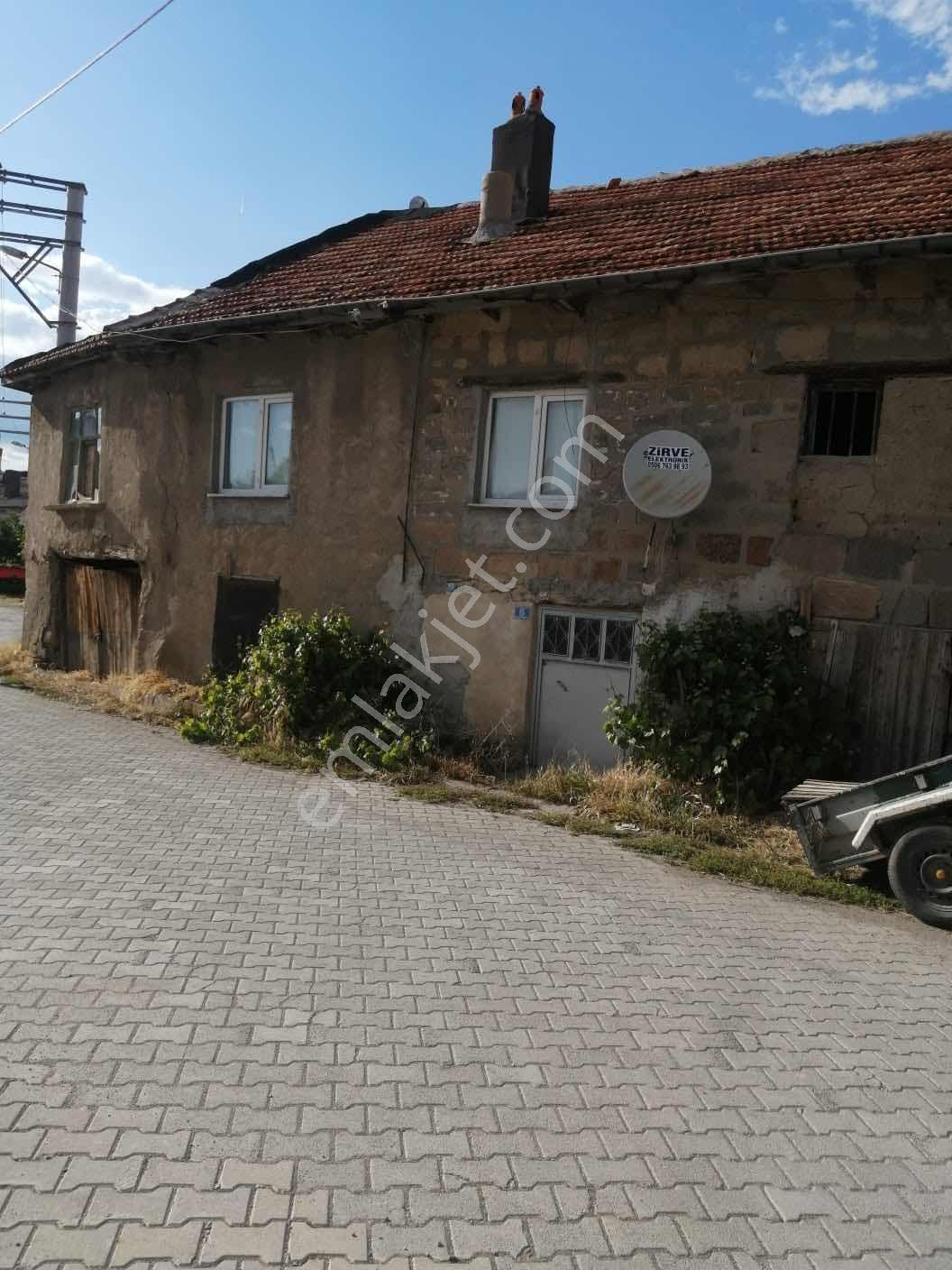 Konya Seydişehir Kisecik 232 M2. Arsa İçinde Müstakil Kerpiç Ev - Görsel 9