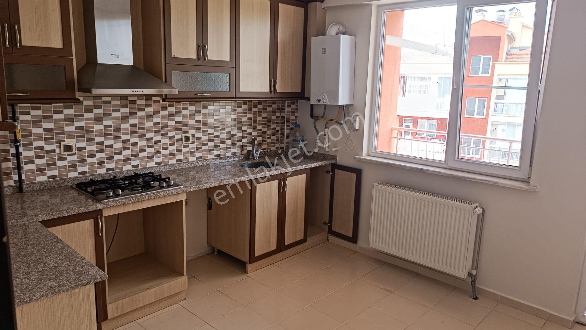 İsa Kavak Gayrimenkul’den 3+1 Kiralık Daire – Meram Hatıp - Görsel 7