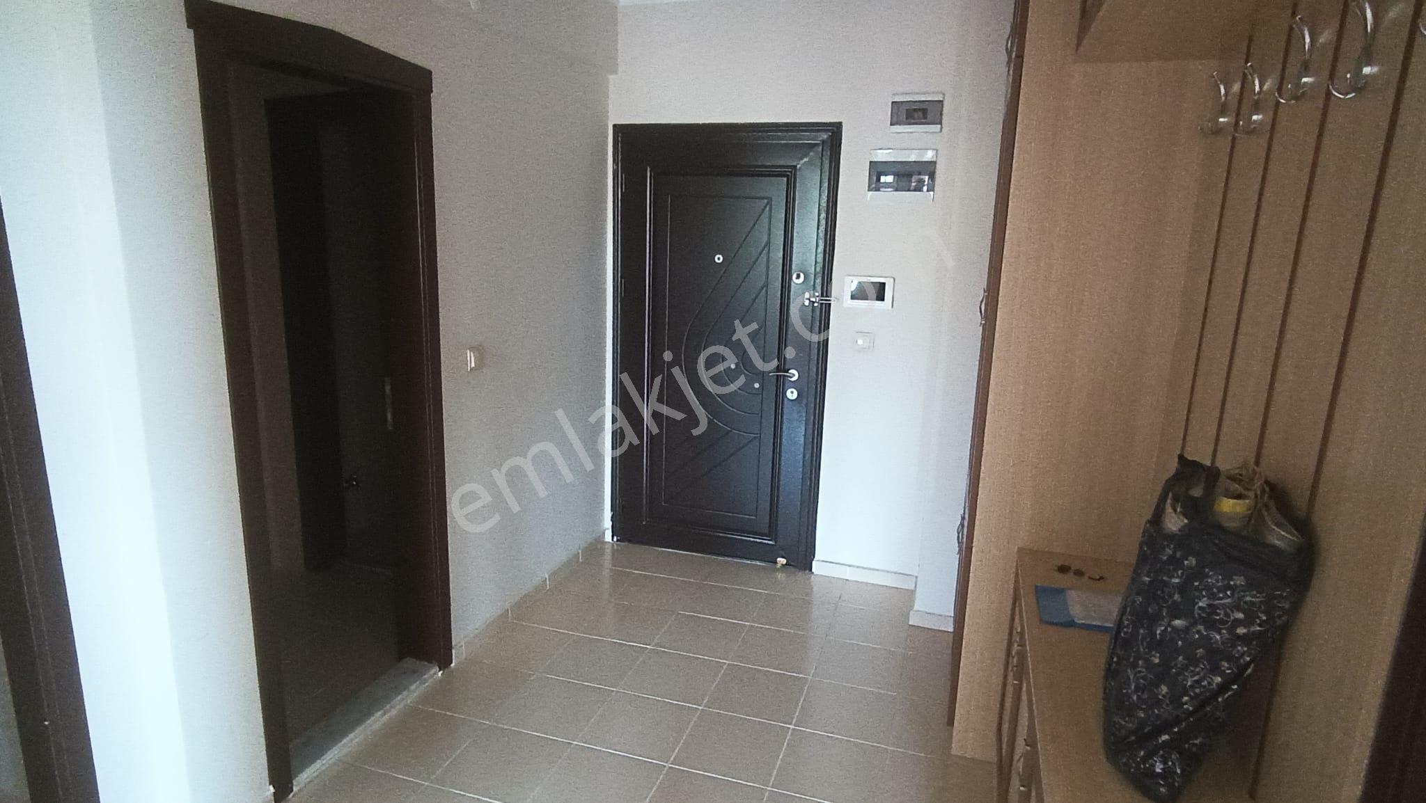 İsa Kavak Gayrimenkul’den 3+1 Kiralık Daire – Meram Hatıp