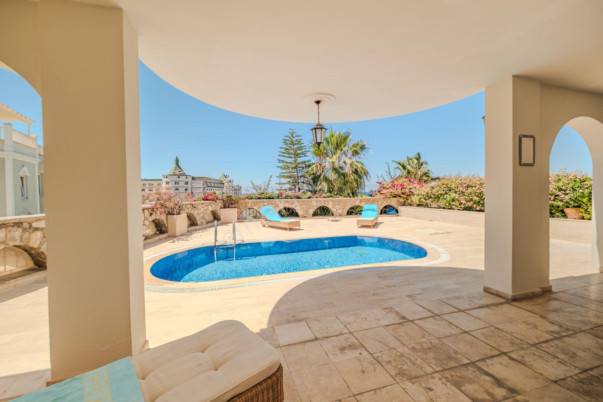 Alanya Konaklı'da Satılık Oasıs Club 2 4+1 Villa Fully Furnıshed - Görsel 17