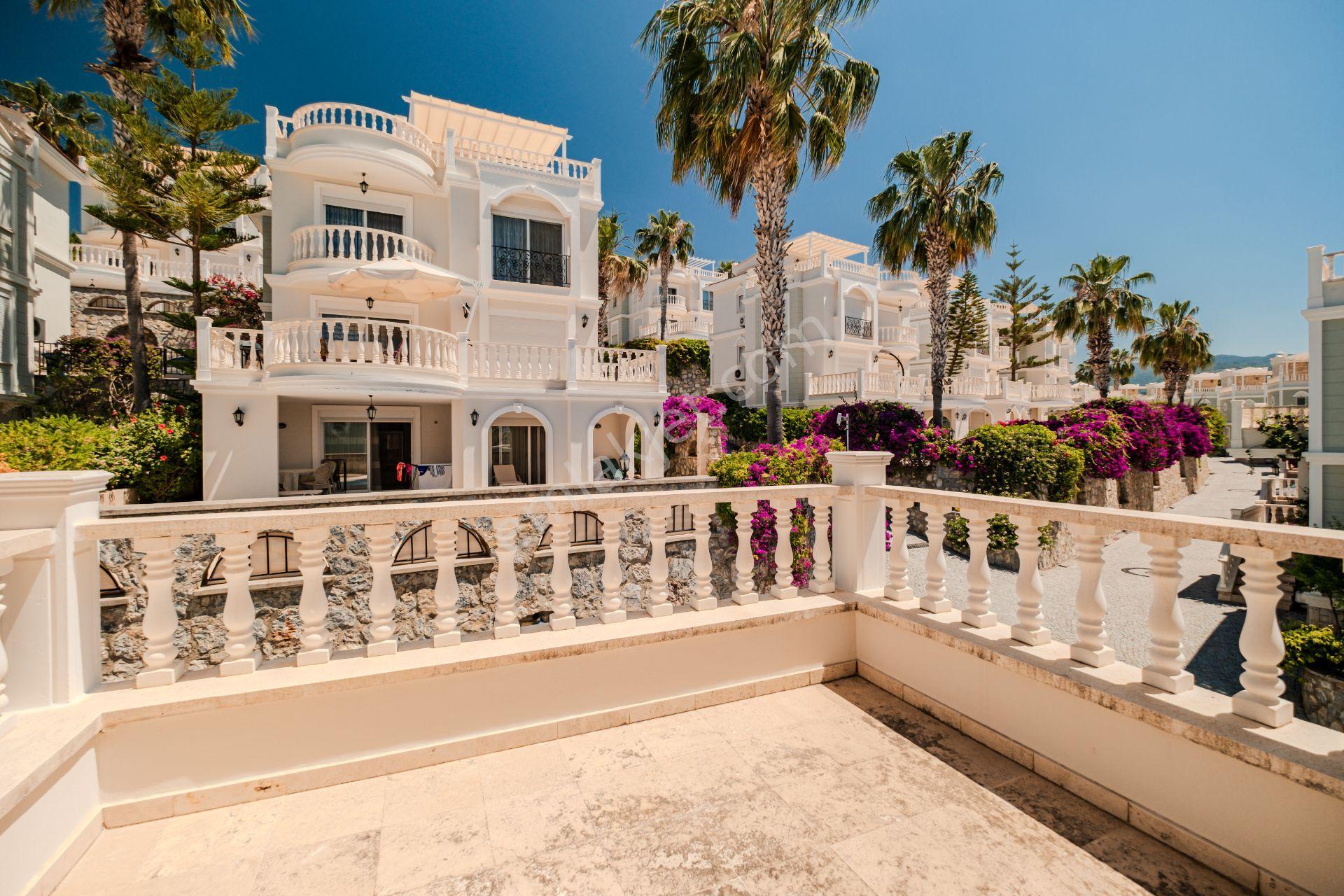 Alanya Konaklı'da Satılık Oasıs Club 2 4+1 Villa Fully Furnıshed - Görsel 26
