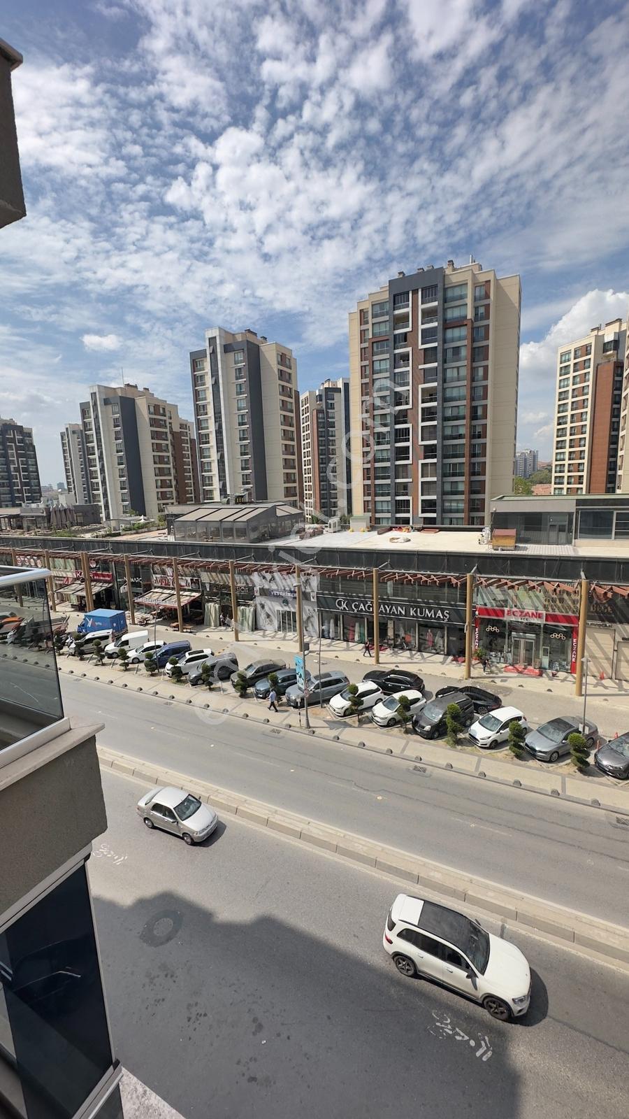 Çiğdem Emlak'tan Sahilpark'ta Satılık Cadde Manz 2+1 Satılık - Görsel 10